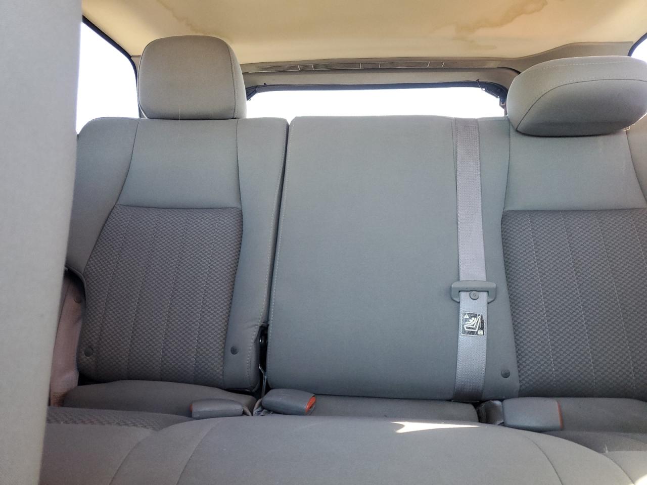 2006 Jeep Grand Cherokee - Image 10