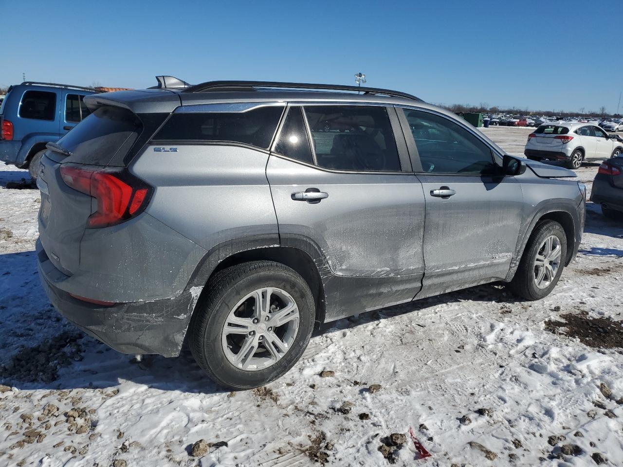 2021 GMC Terrain - Image 3