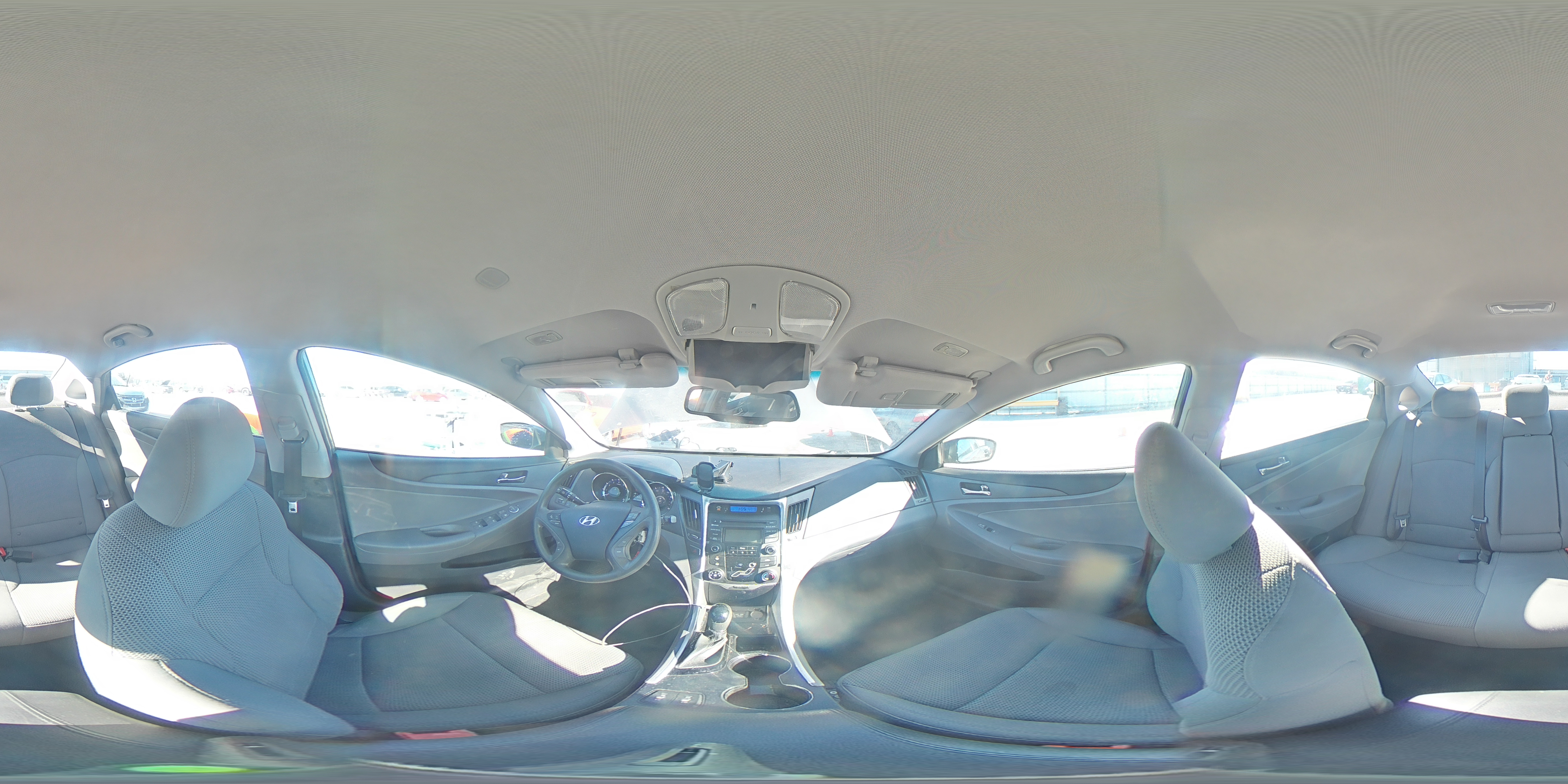 2013 Hyundai Sonata - Image 14
