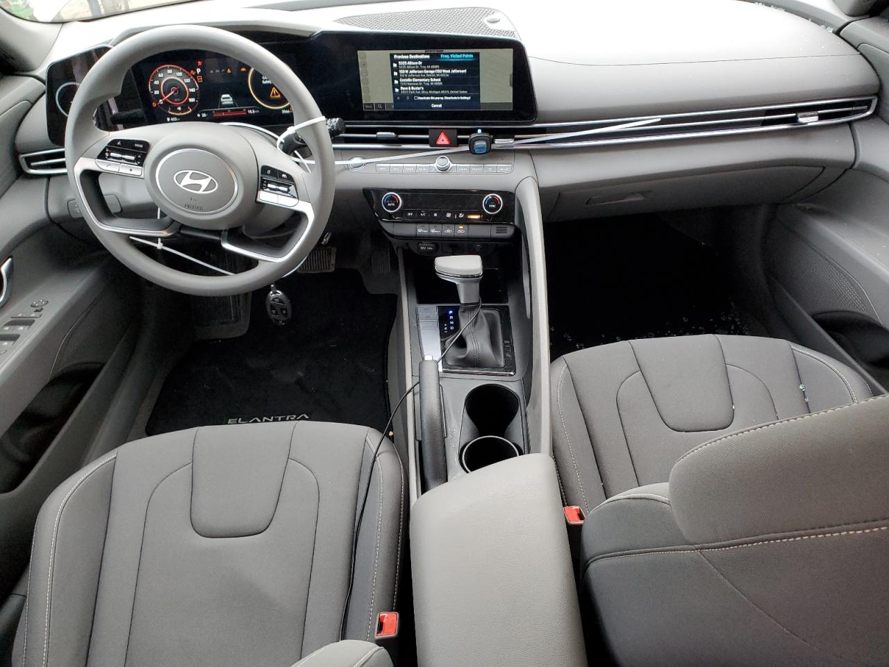 2024 Hyundai Elantra - Image 8