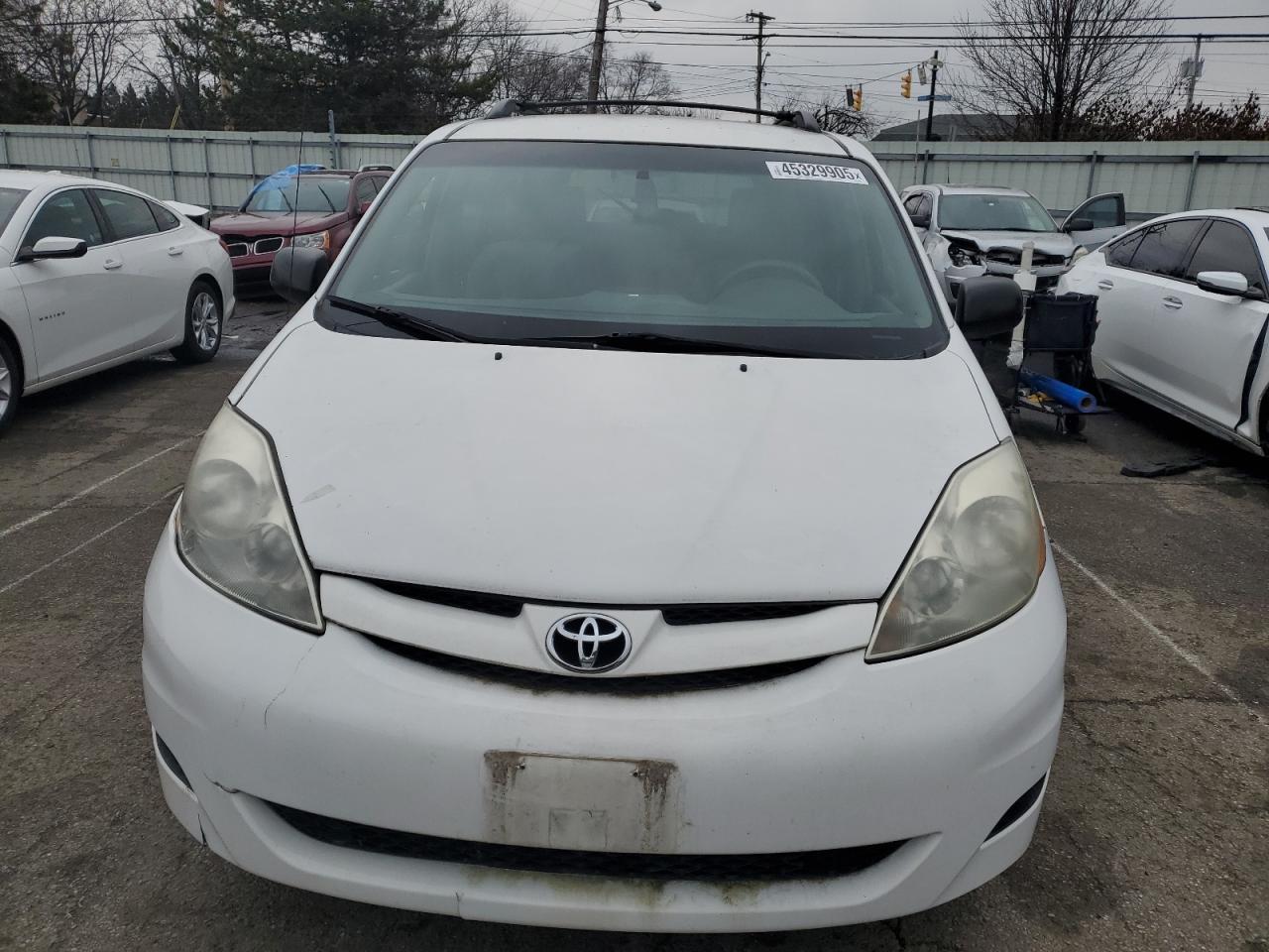 2007 Toyota Sienna - Image 5