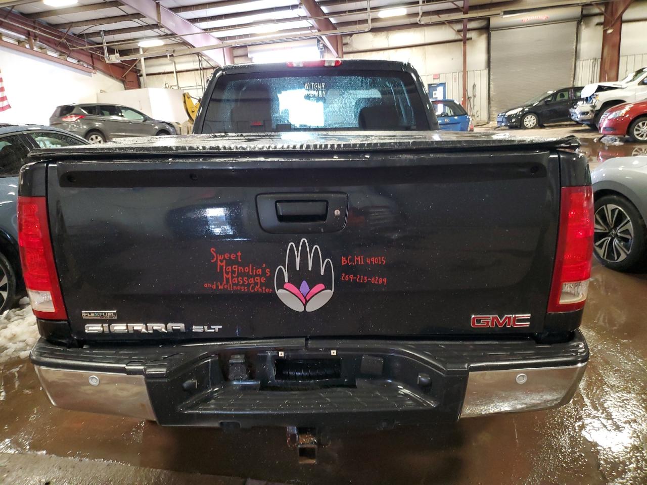 2010 GMC Sierra - Image 6
