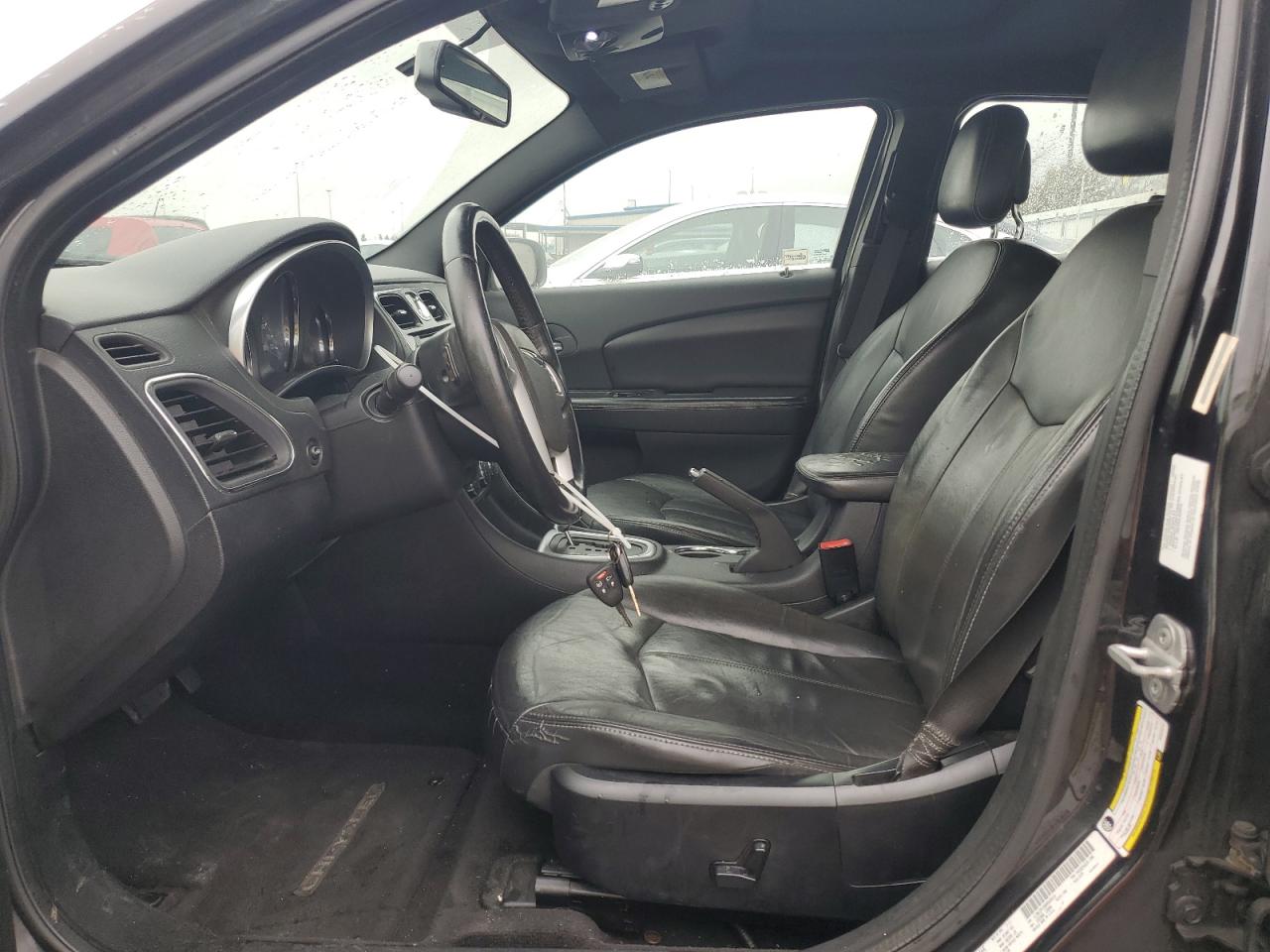 2011 Chrysler 200 - Image 7