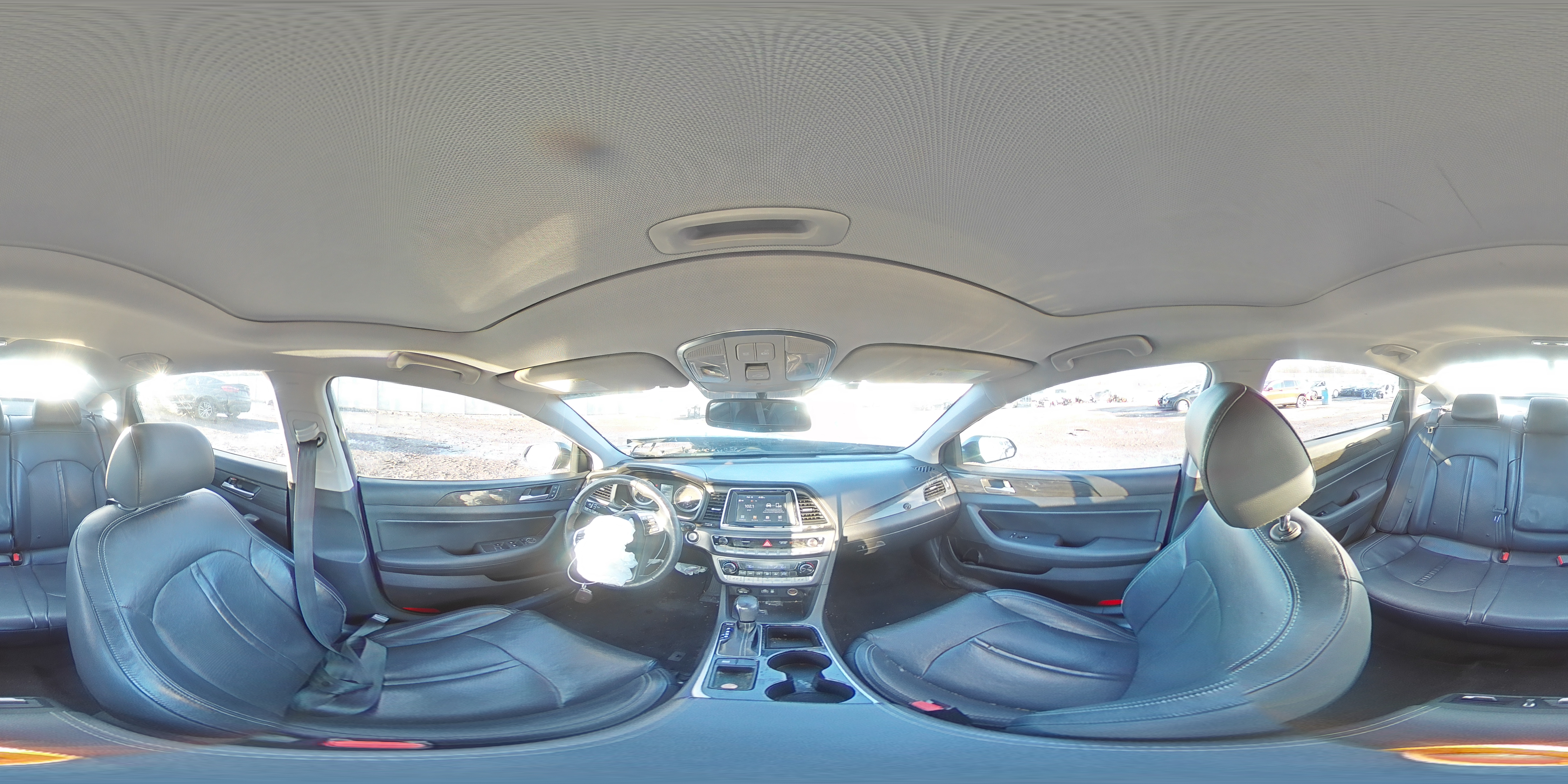 2018 Hyundai Sonata - Image 13