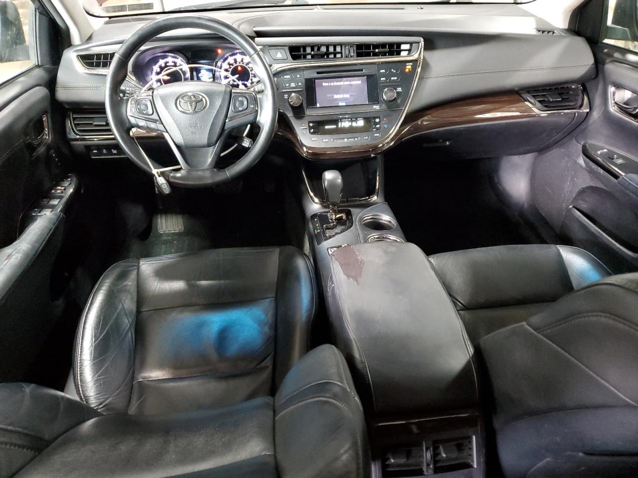 2013 Toyota Avalon - Image 8
