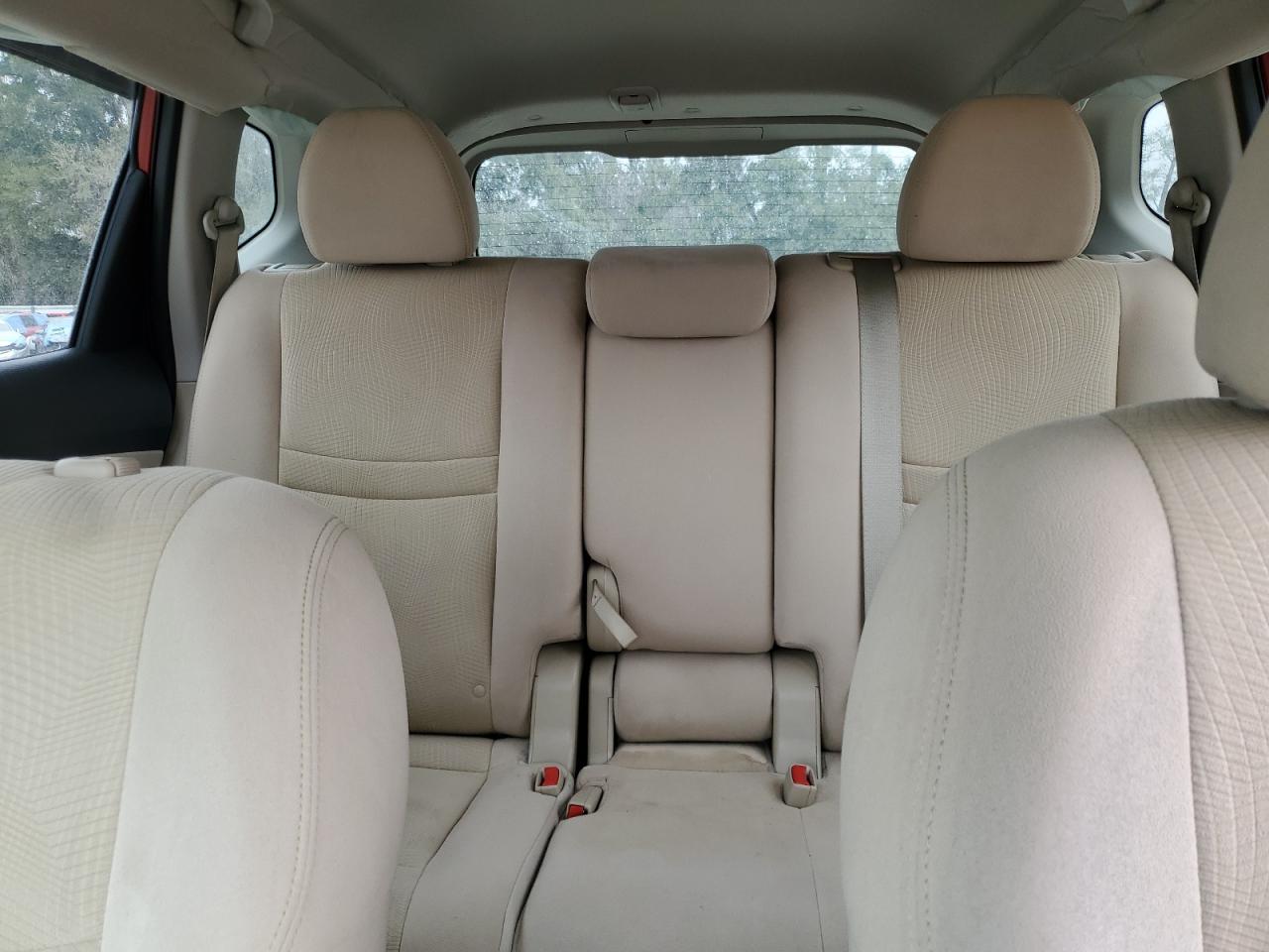 2014 Nissan Rogue - Image 10