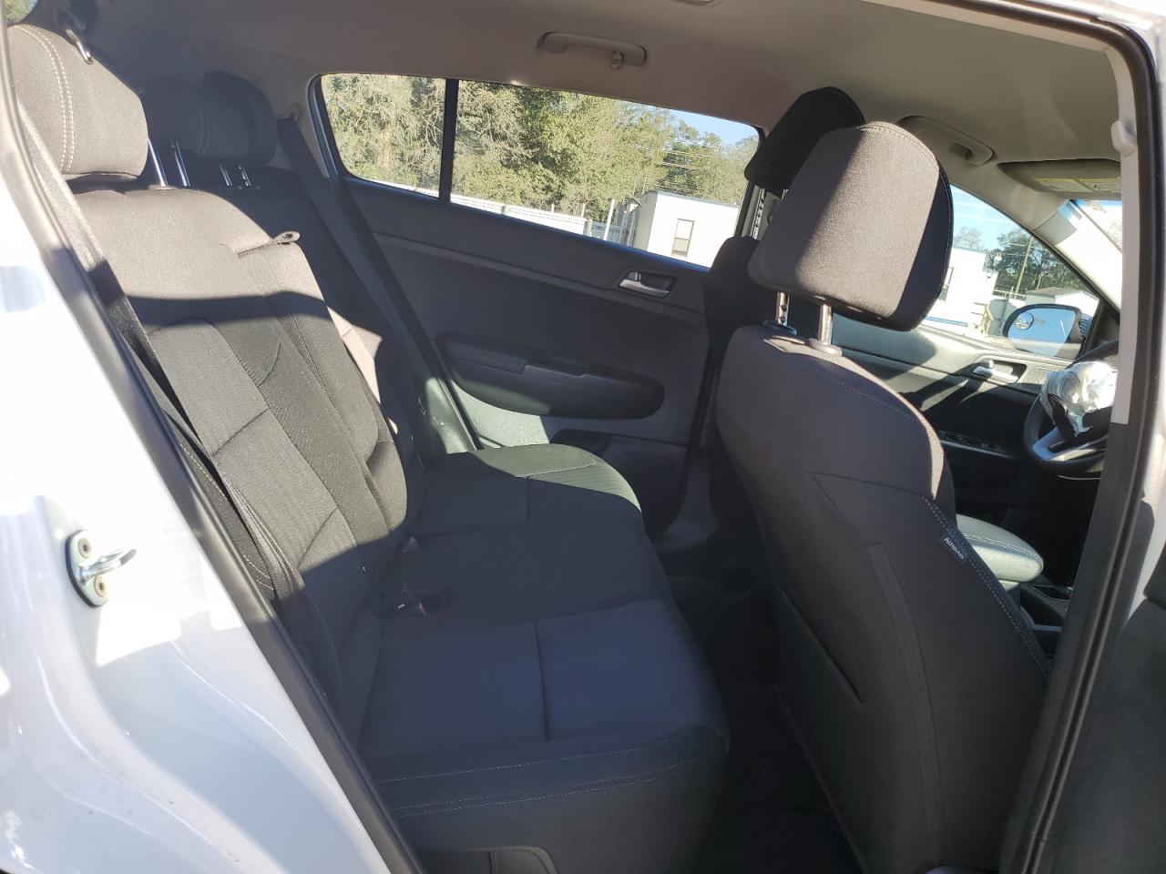 2021 Kia Sportage - Image 11