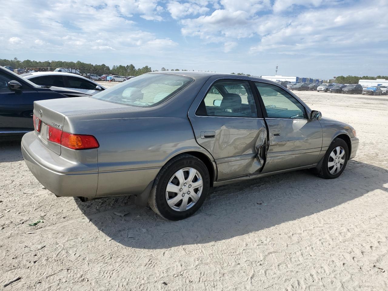 2001 Toyota Camry - Image 3