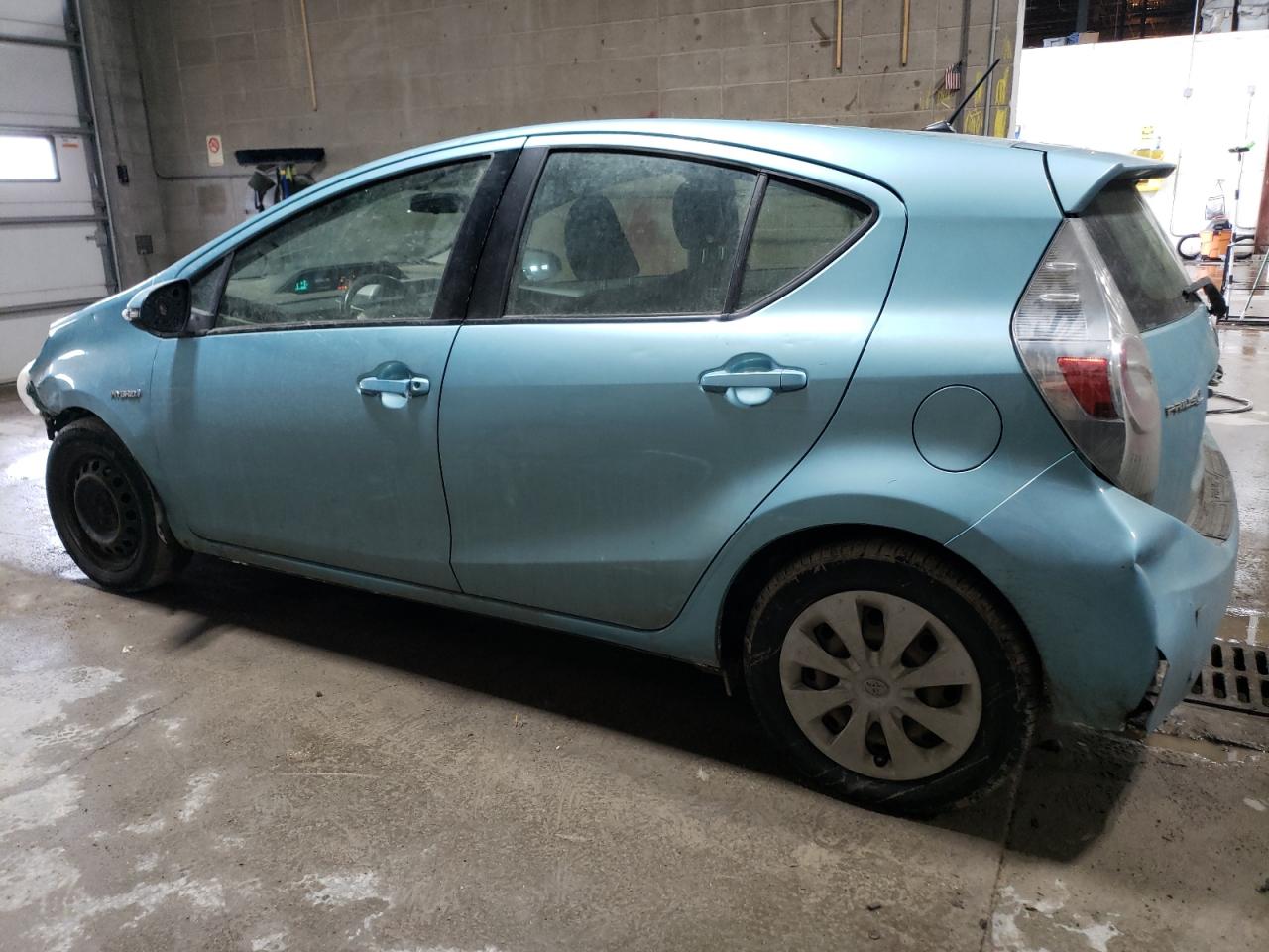 2012 Toyota Prius - Image 2