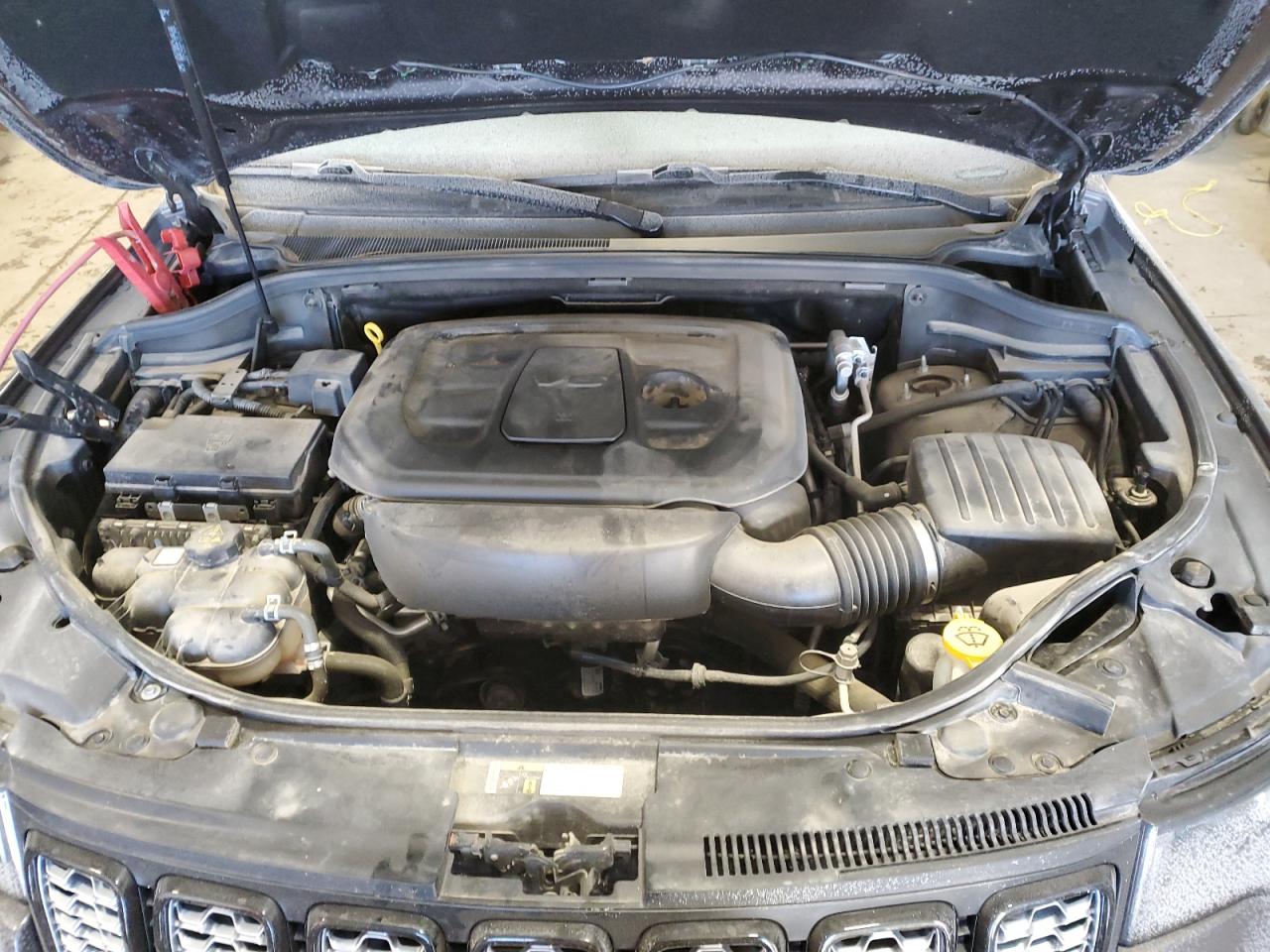 2019 Jeep Grand Cherokee - Image 12