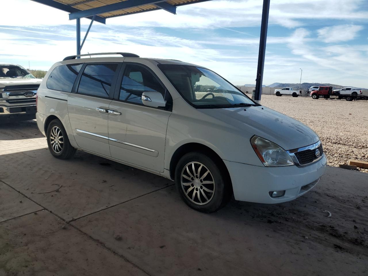 2012 Kia Sedona - Image 4