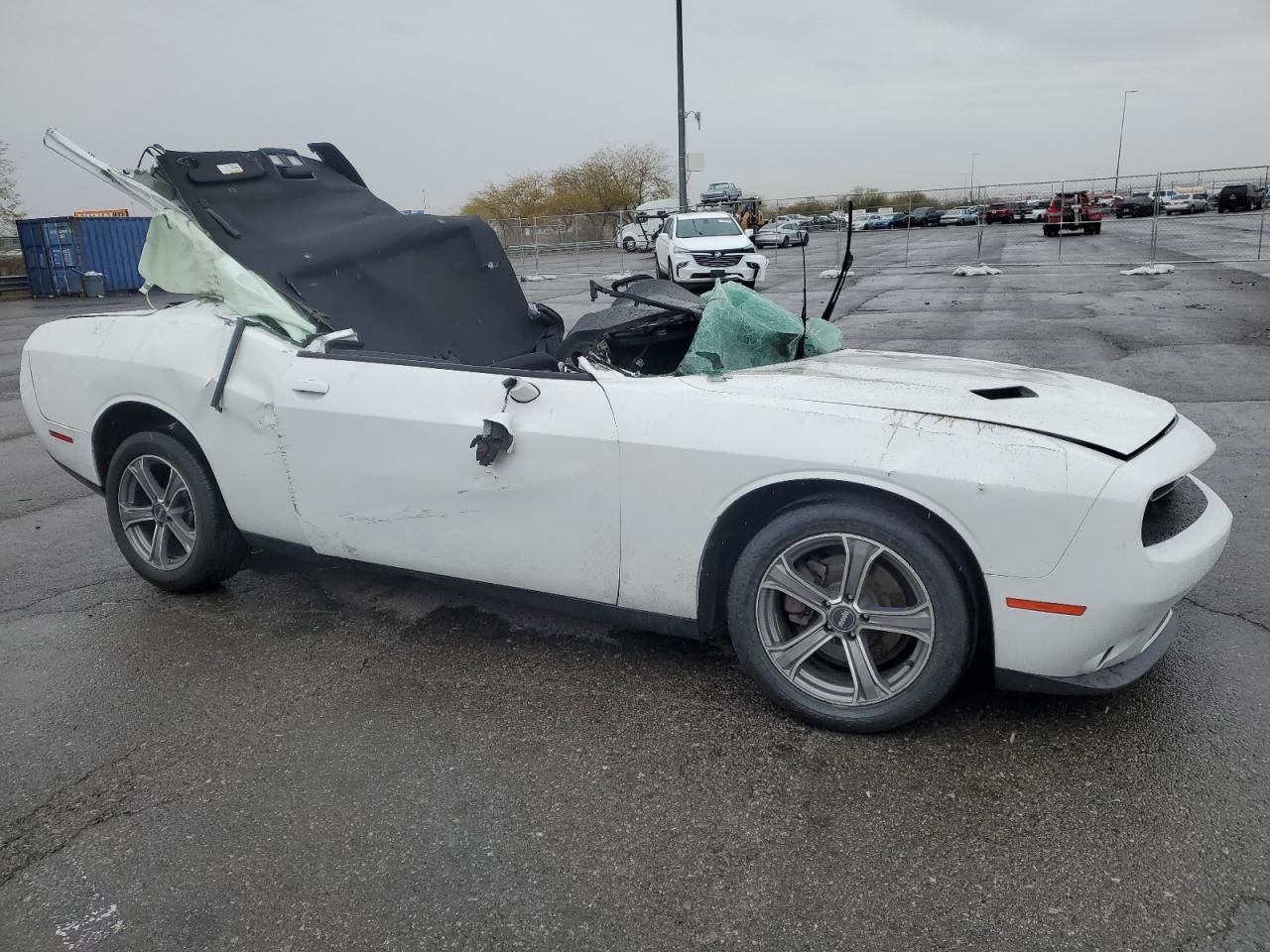 2019 Dodge Challenger - Image 4