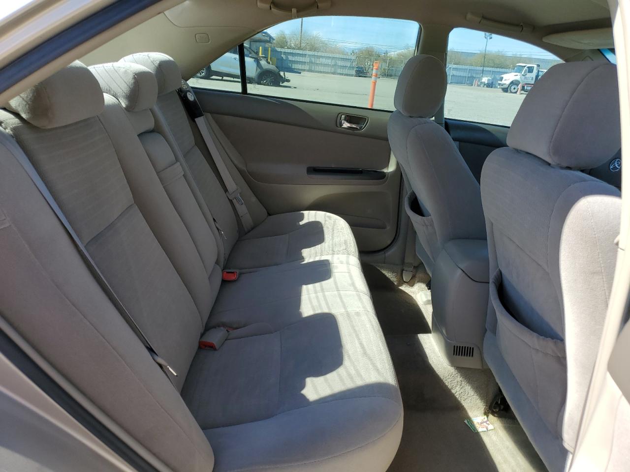 2006 Toyota Camry - Image 10