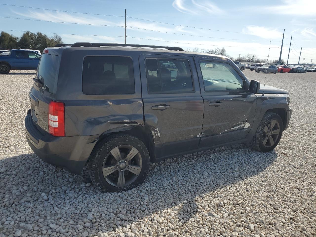 2014 Jeep Liberty (Patriot) - Image 3