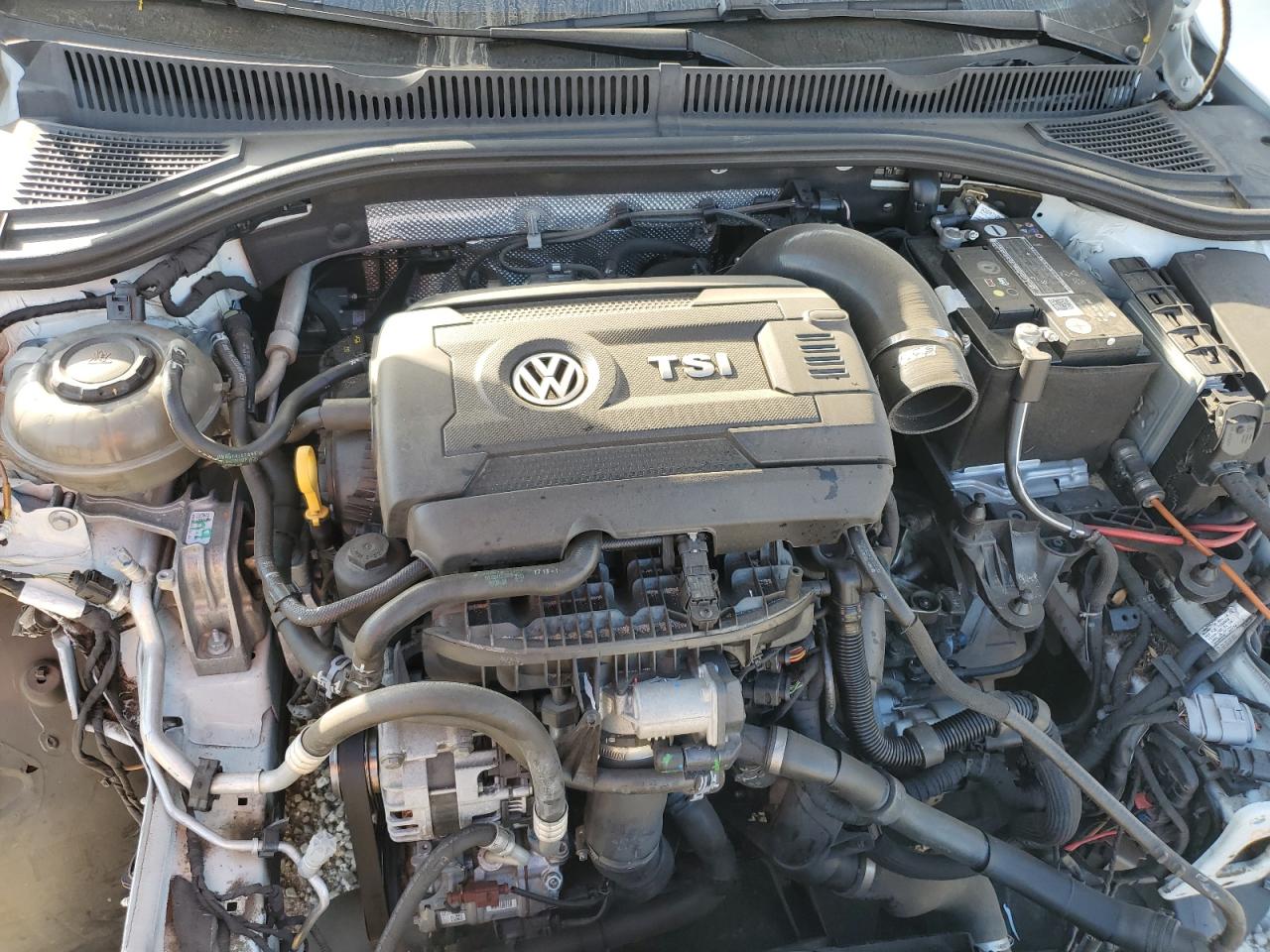 2019 Volkswagen Jetta - Image 11