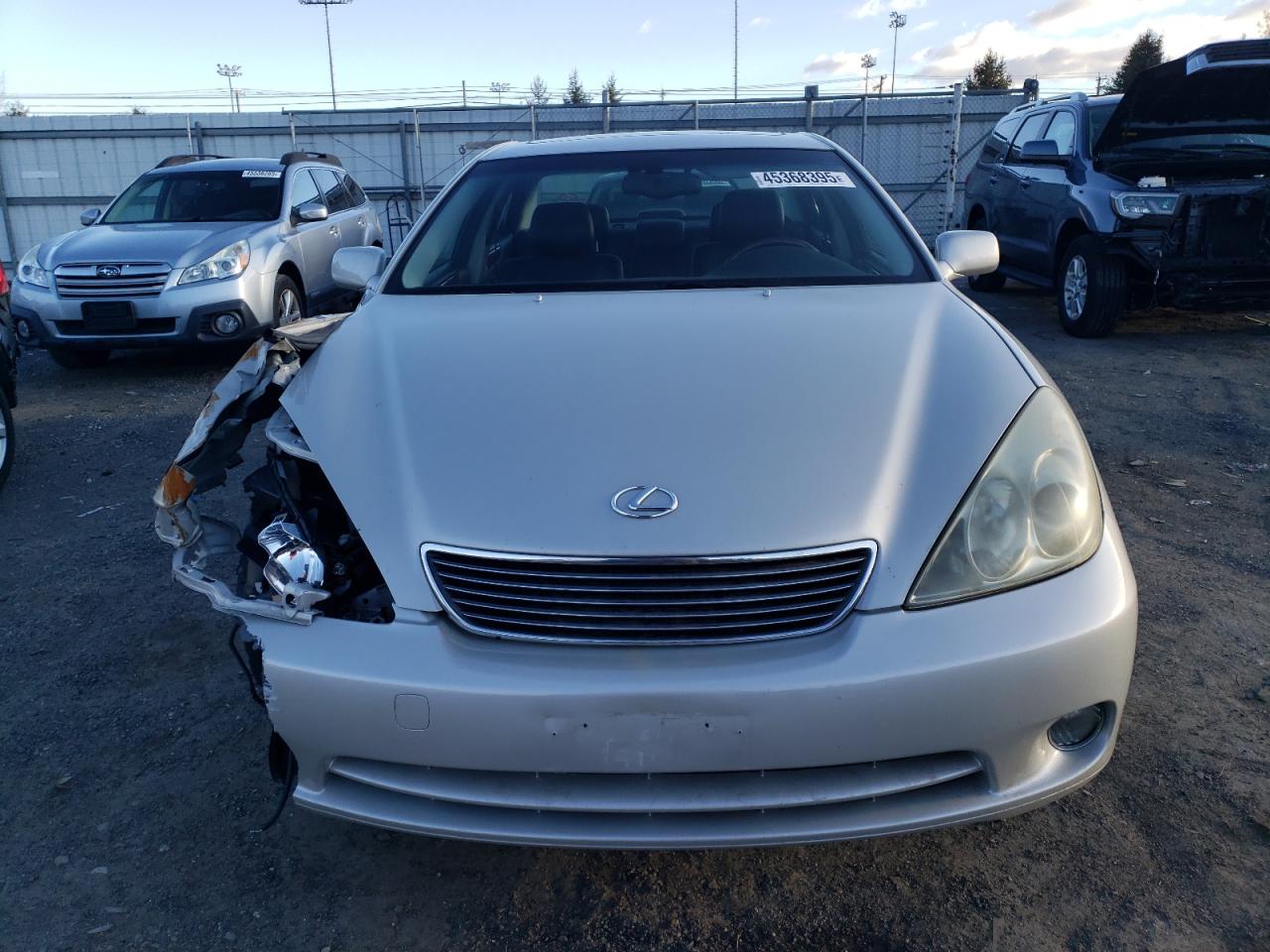 2005 Lexus ES - Image 5