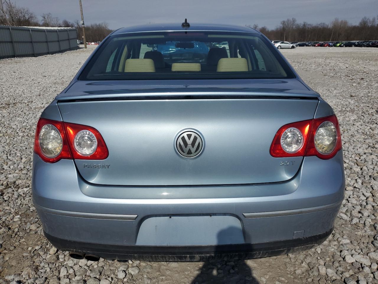 2008 Volkswagen Passat - Image 6