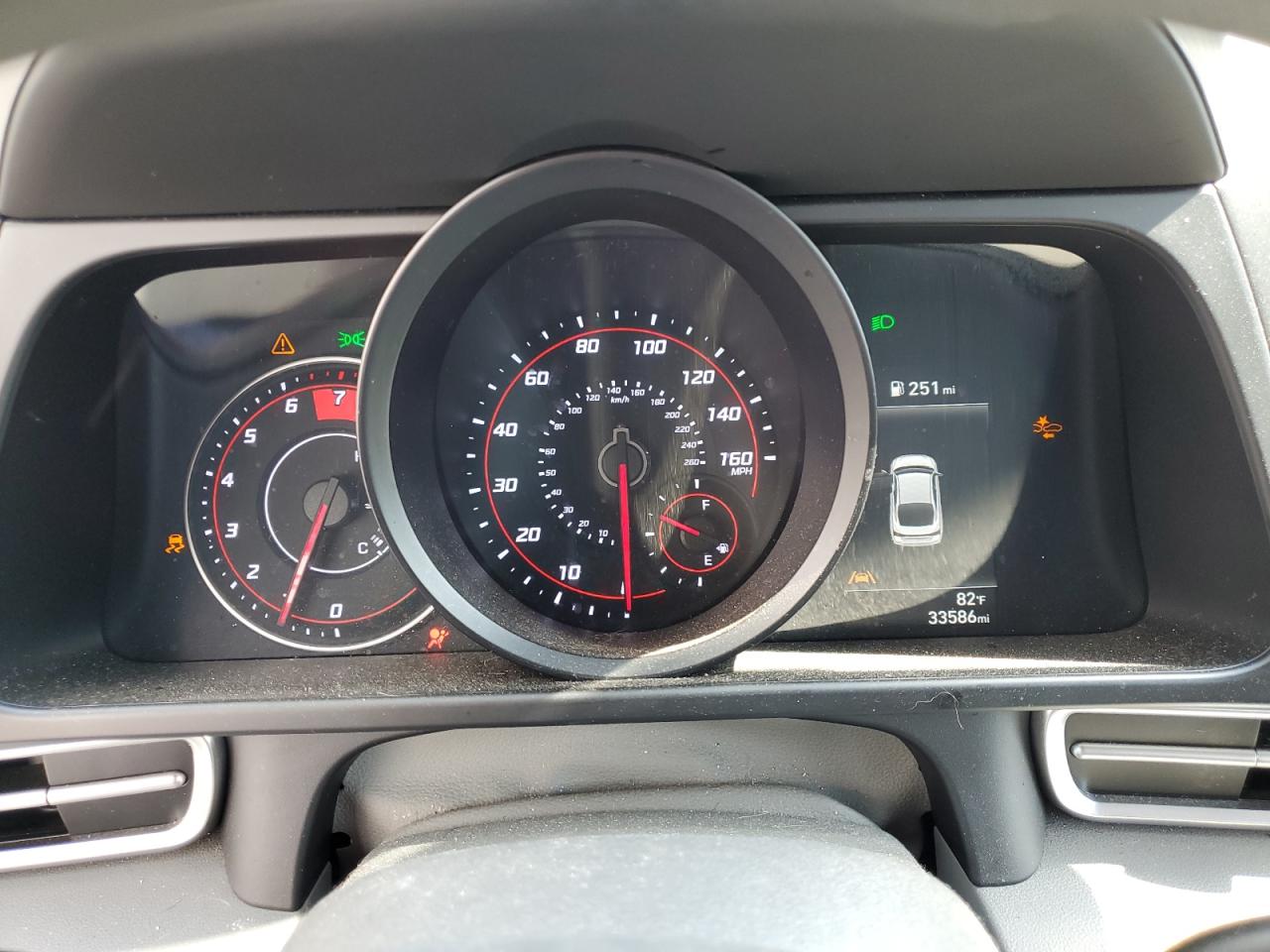 2021 Hyundai Elantra - Image 9