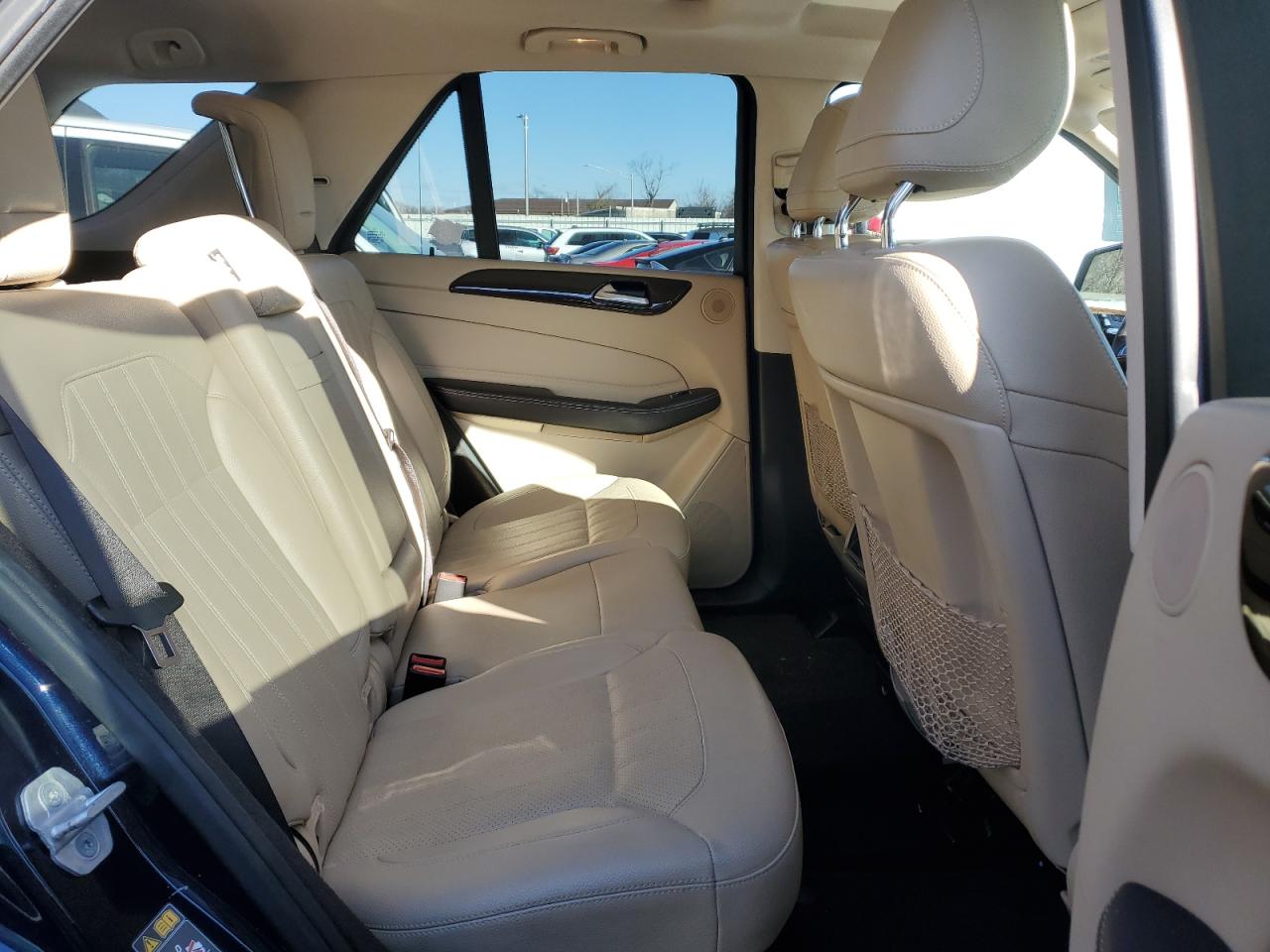 2016 Mercedes-Benz GLE - Image 11