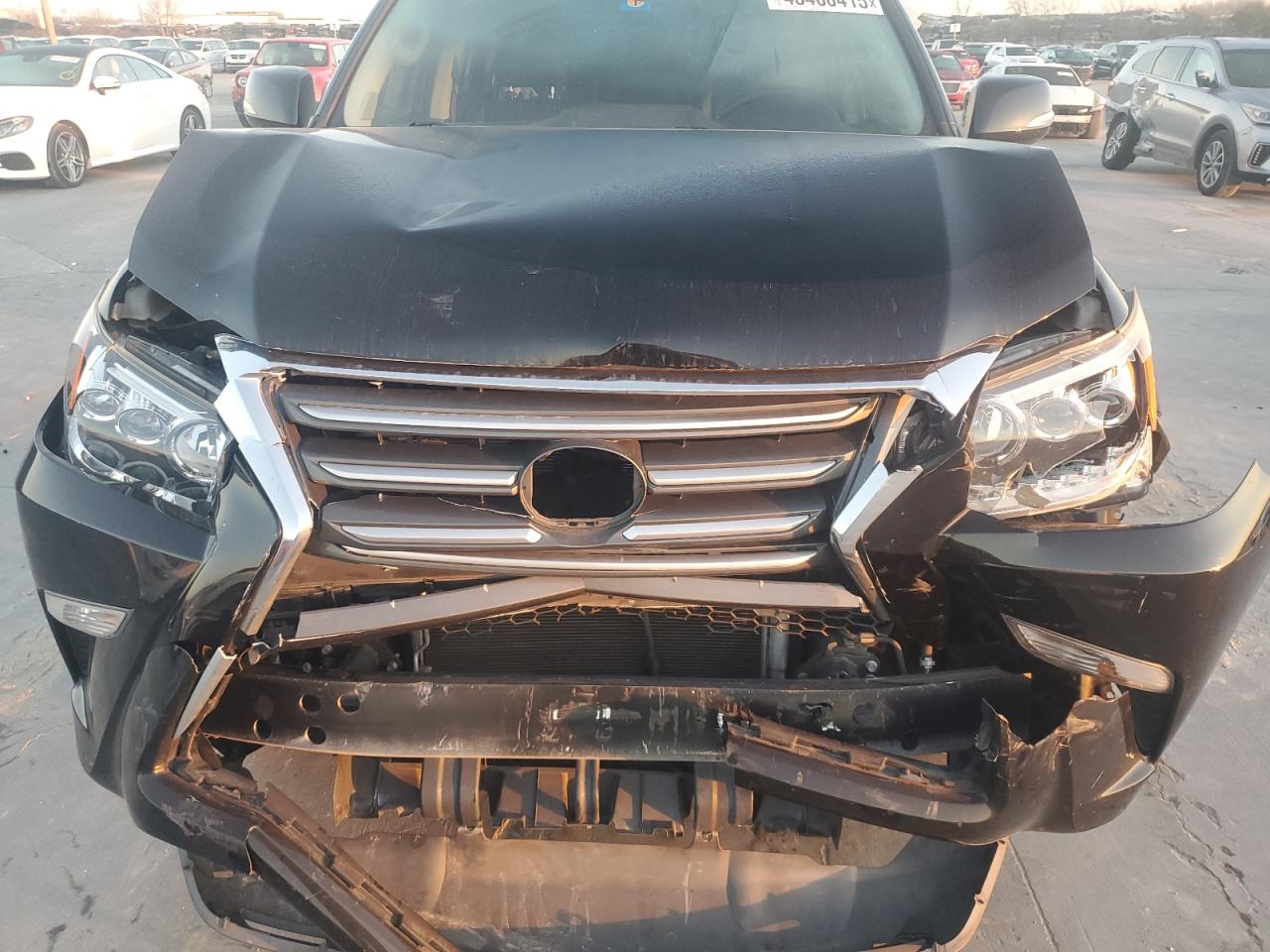 2016 Lexus GX - Image 12