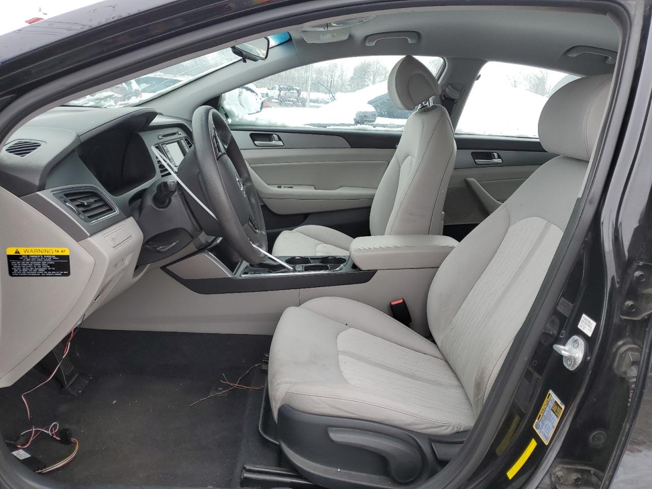 2016 Hyundai Sonata Hybrid VIN: KMHE24L14GA031277 Lot: 44124575