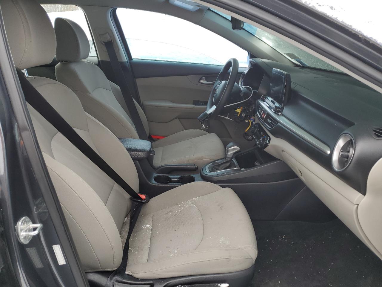 2019 Kia Forte - Image 7