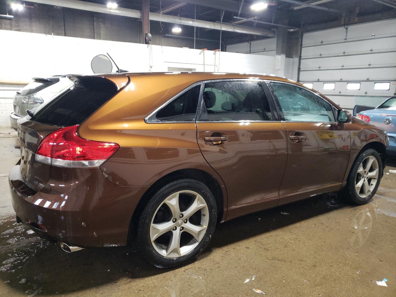2012 Toyota Venza - Image 3