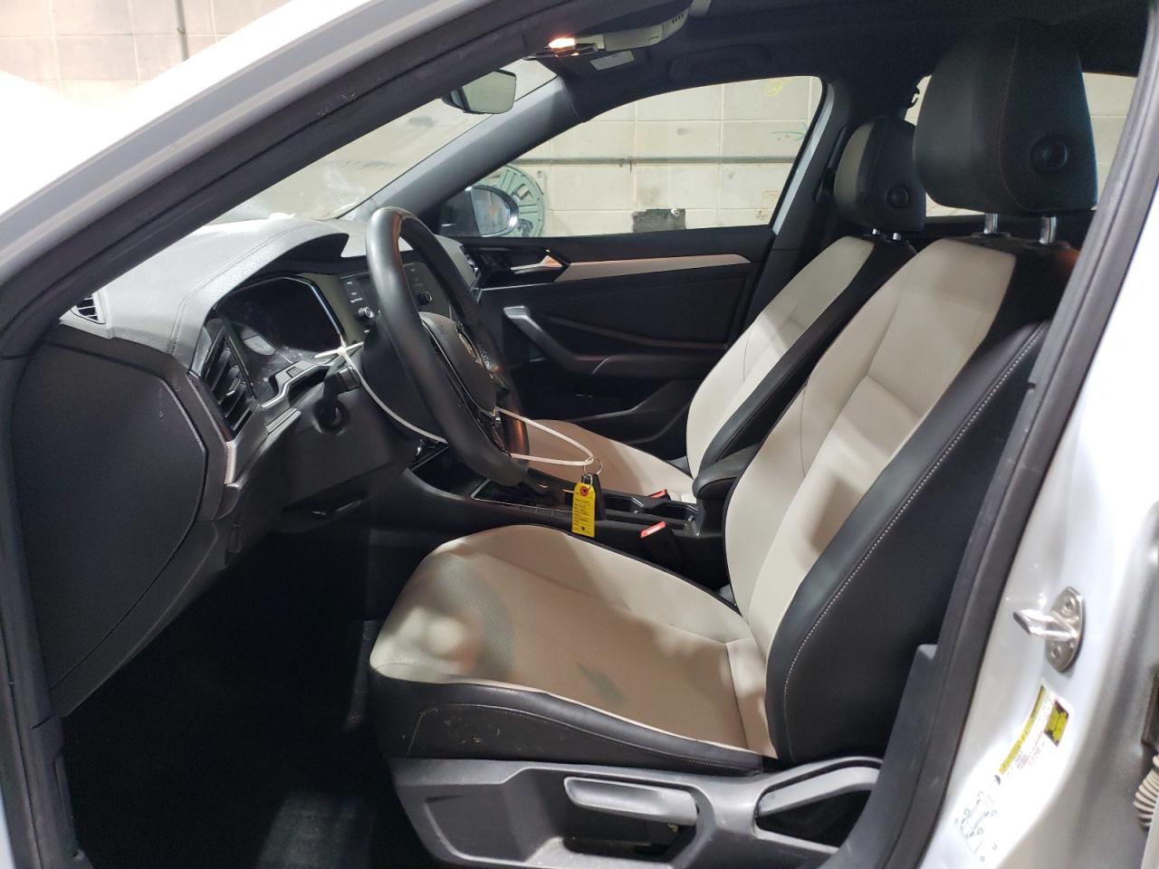 2019 Volkswagen Jetta - Image 7