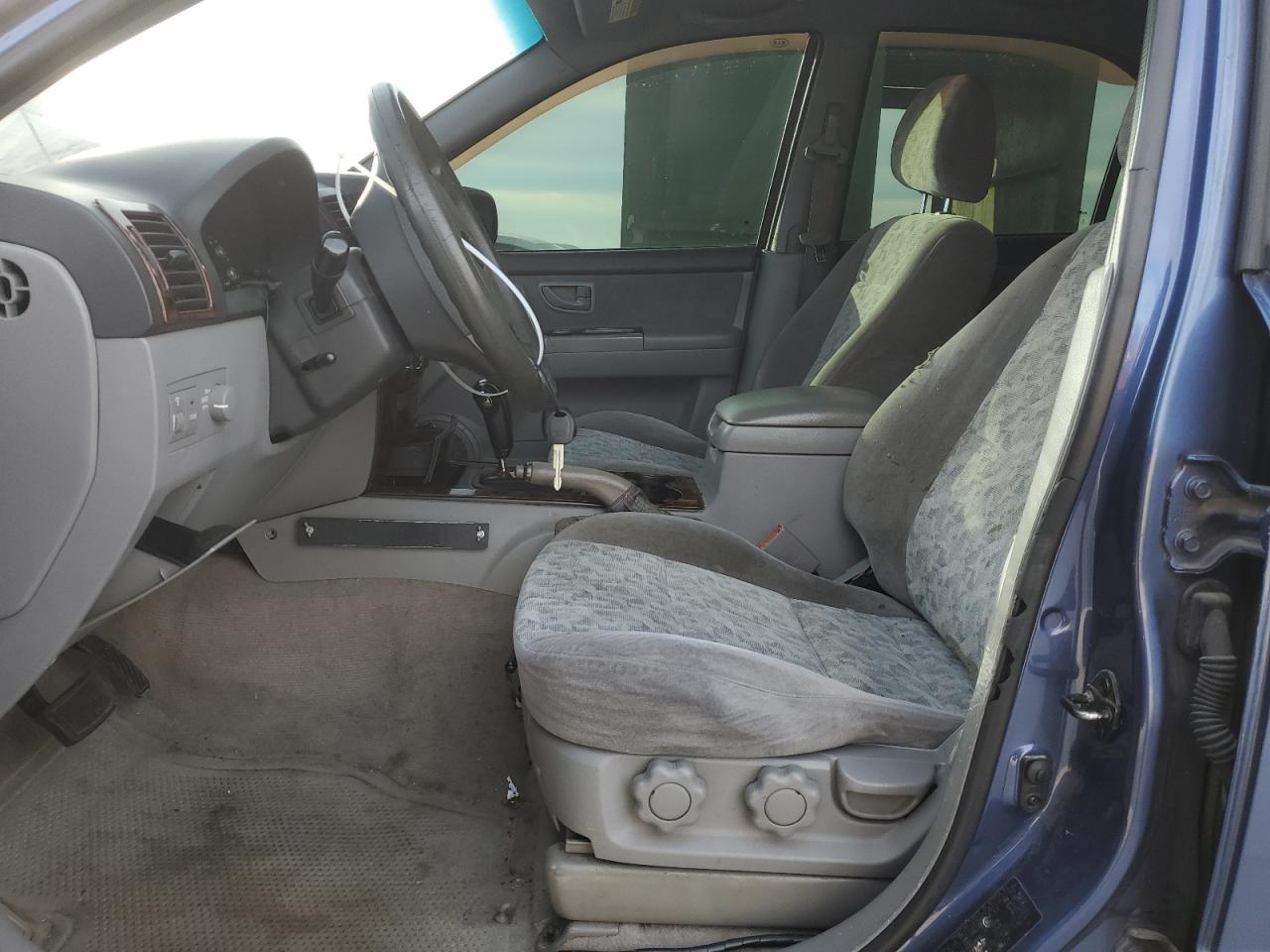 2006 Kia Sorento - Image 7