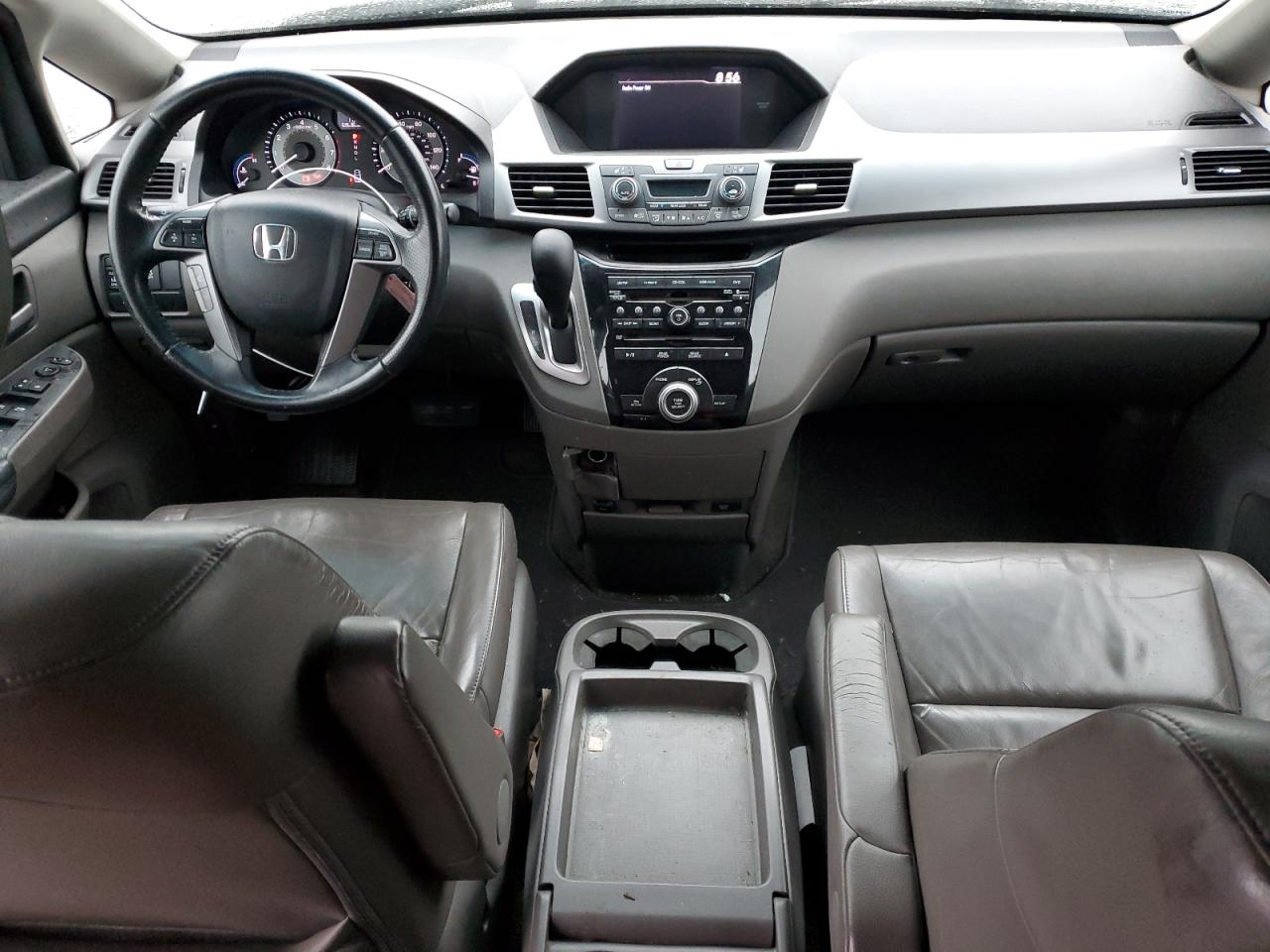 2012 Honda Odyssey - Image 8