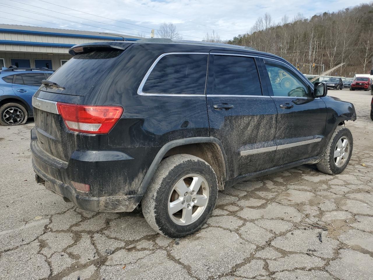 2012 Jeep Grand Cherokee - Image 3