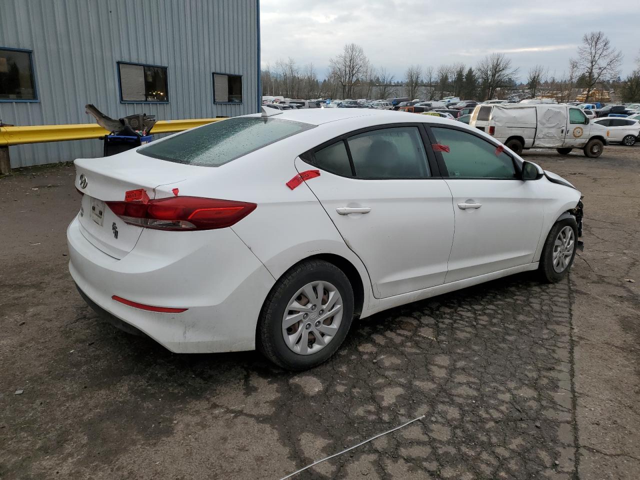2017 Hyundai Elantra - Image 3