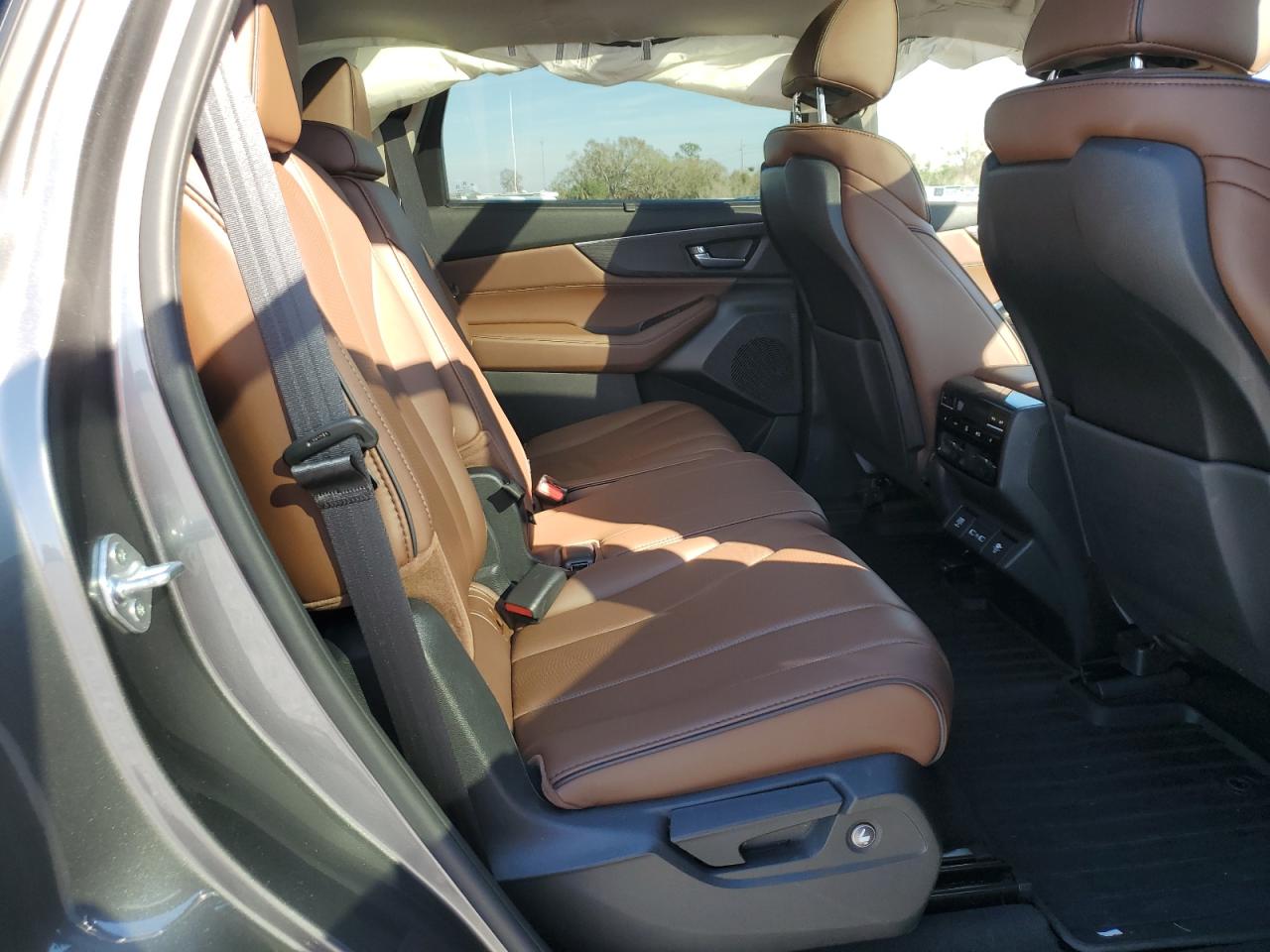 2022 Acura MDX - Image 12