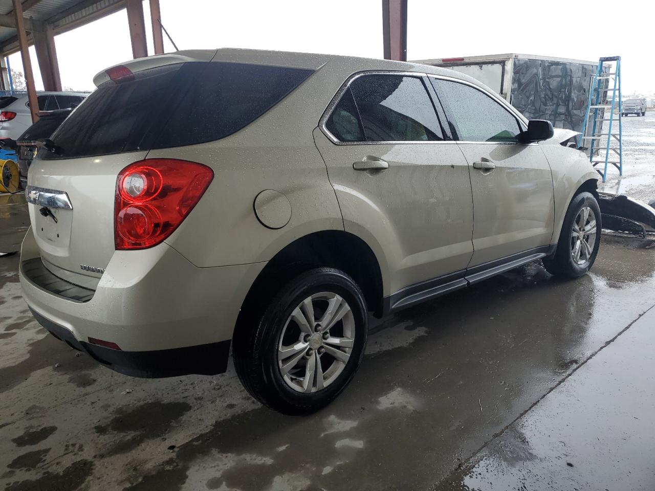 2015 Chevrolet Equinox - Image 3