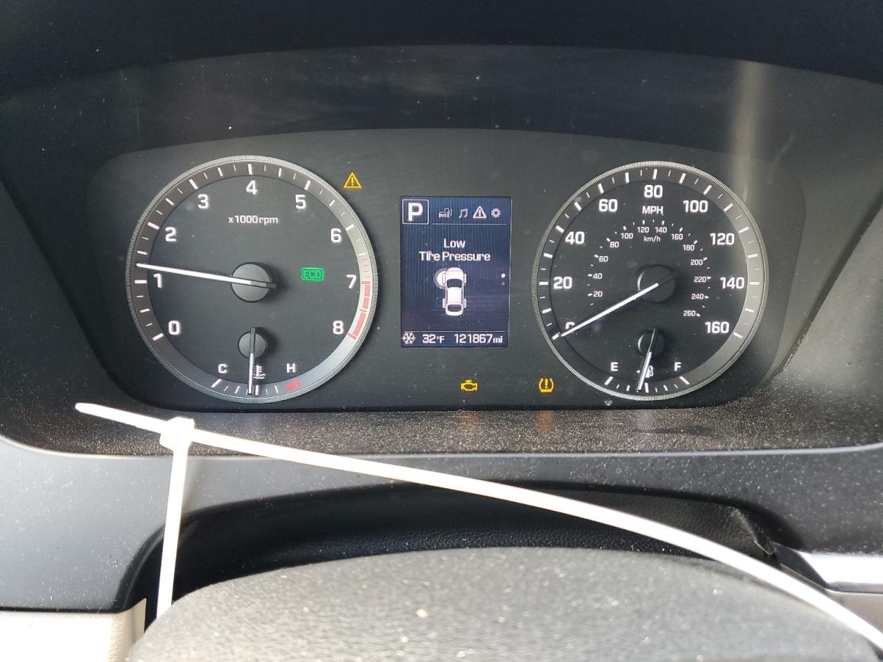 2017 Hyundai Sonata - Image 9