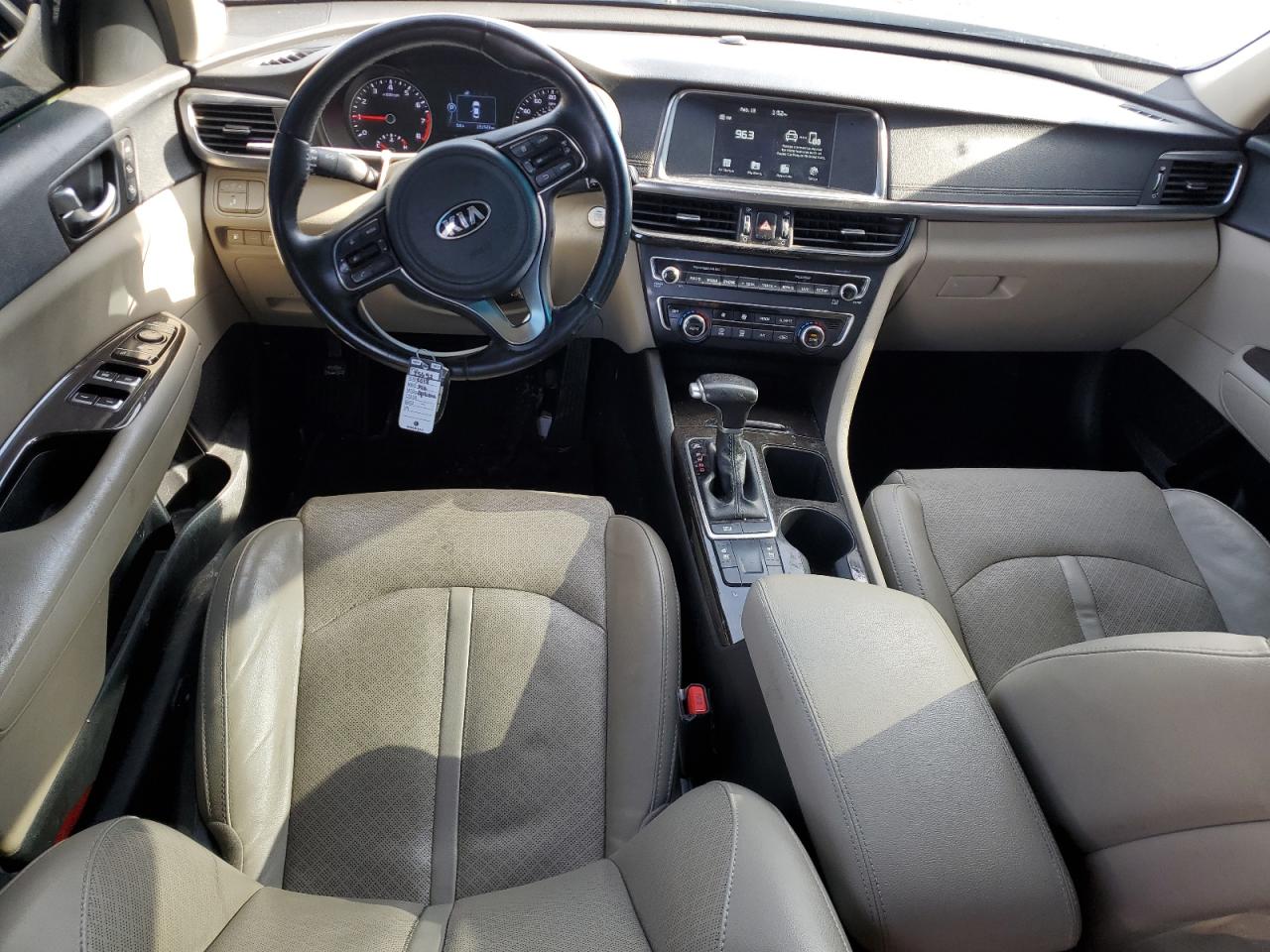 2018 Kia Optima - Image 8