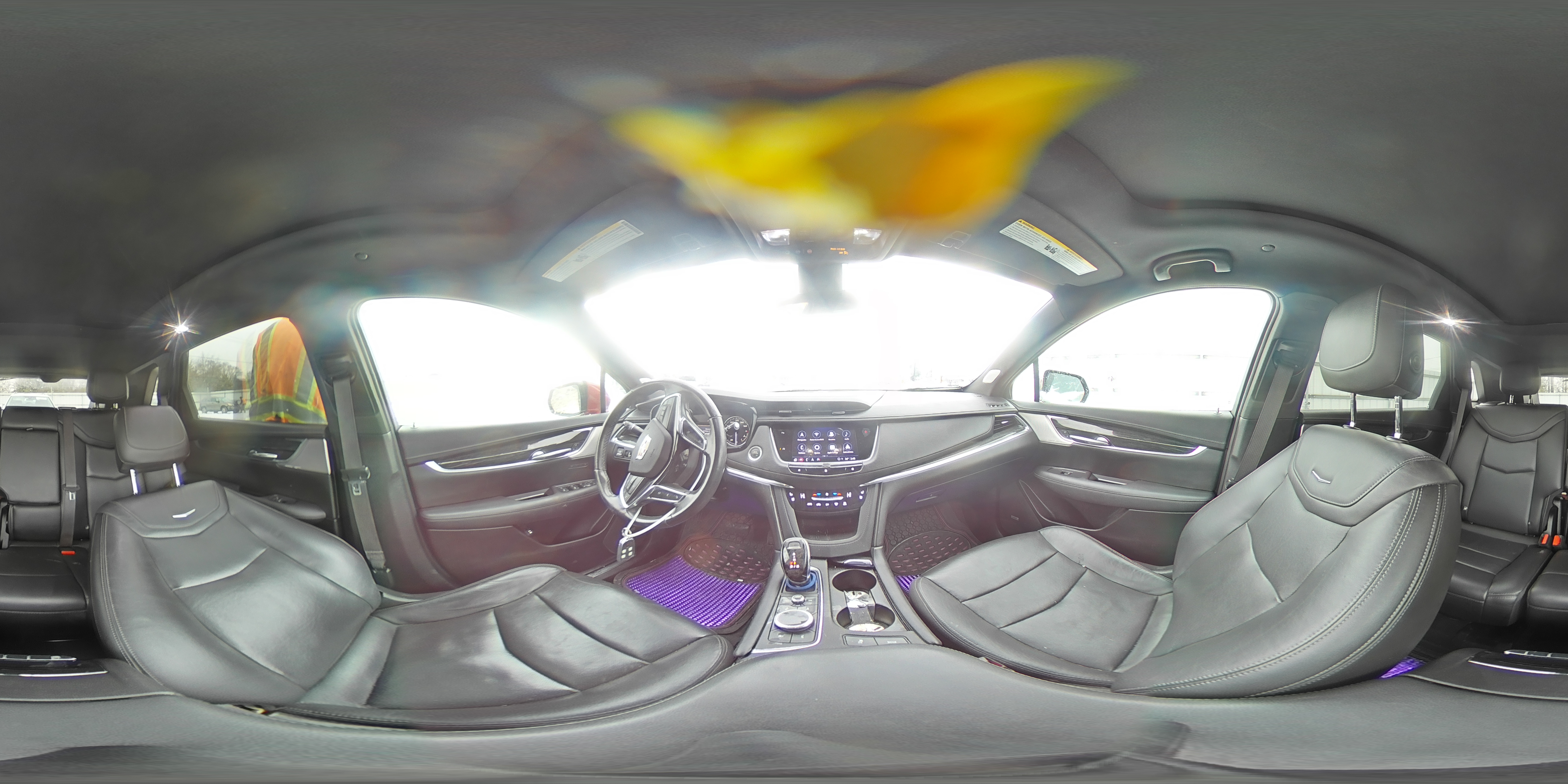 2021 Cadillac XT5 - Image 14