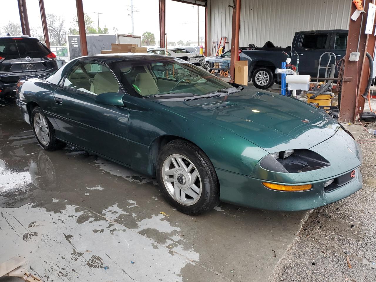 1995 Chevrolet Camaro - Image 4
