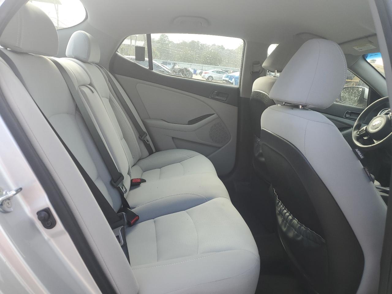 2015 Kia Optima - Image 10