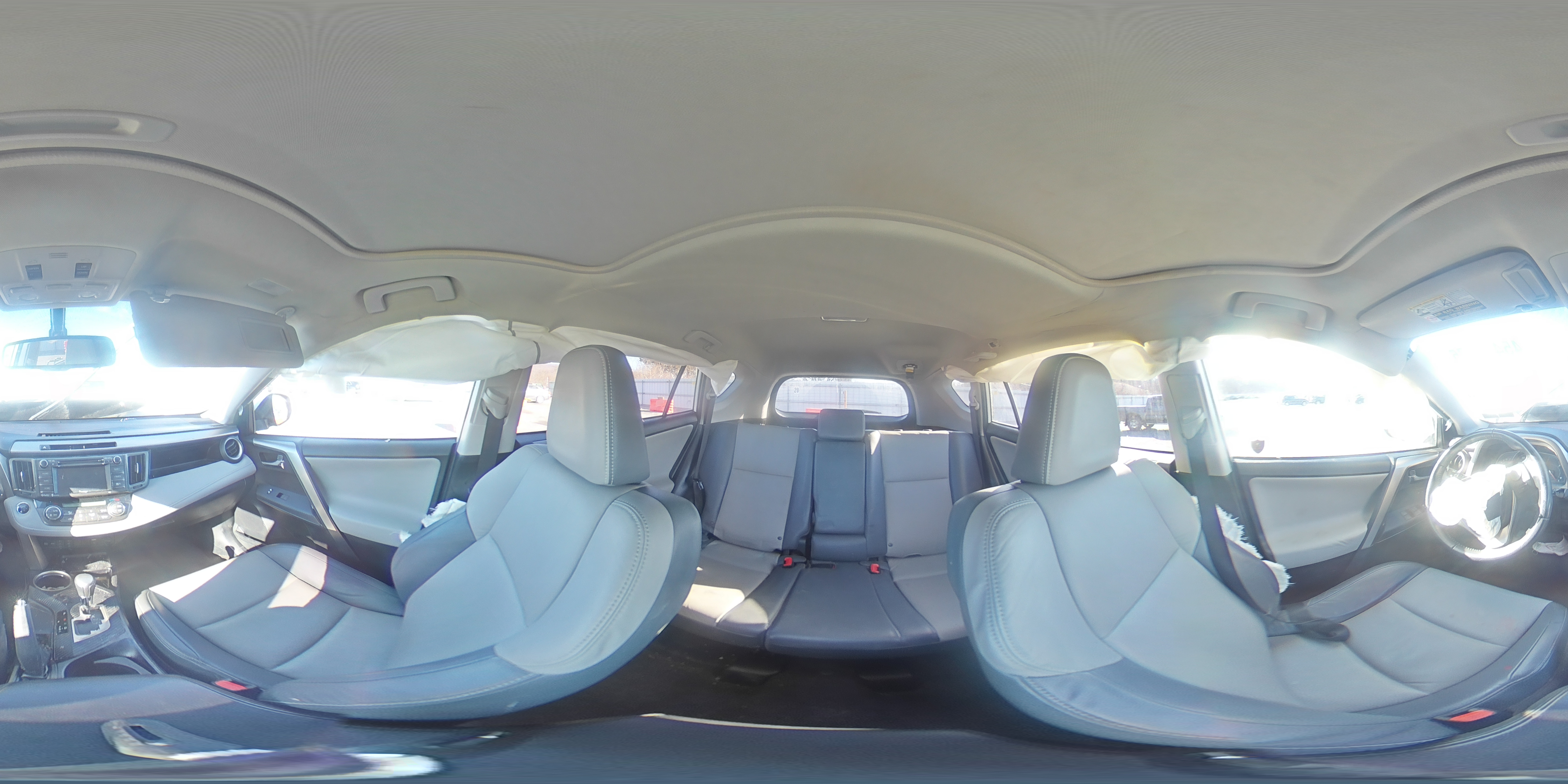 2015 Toyota RAV 4 - Image 14