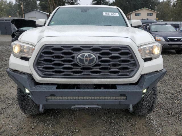  TOYOTA TACOMA 2021 Белый