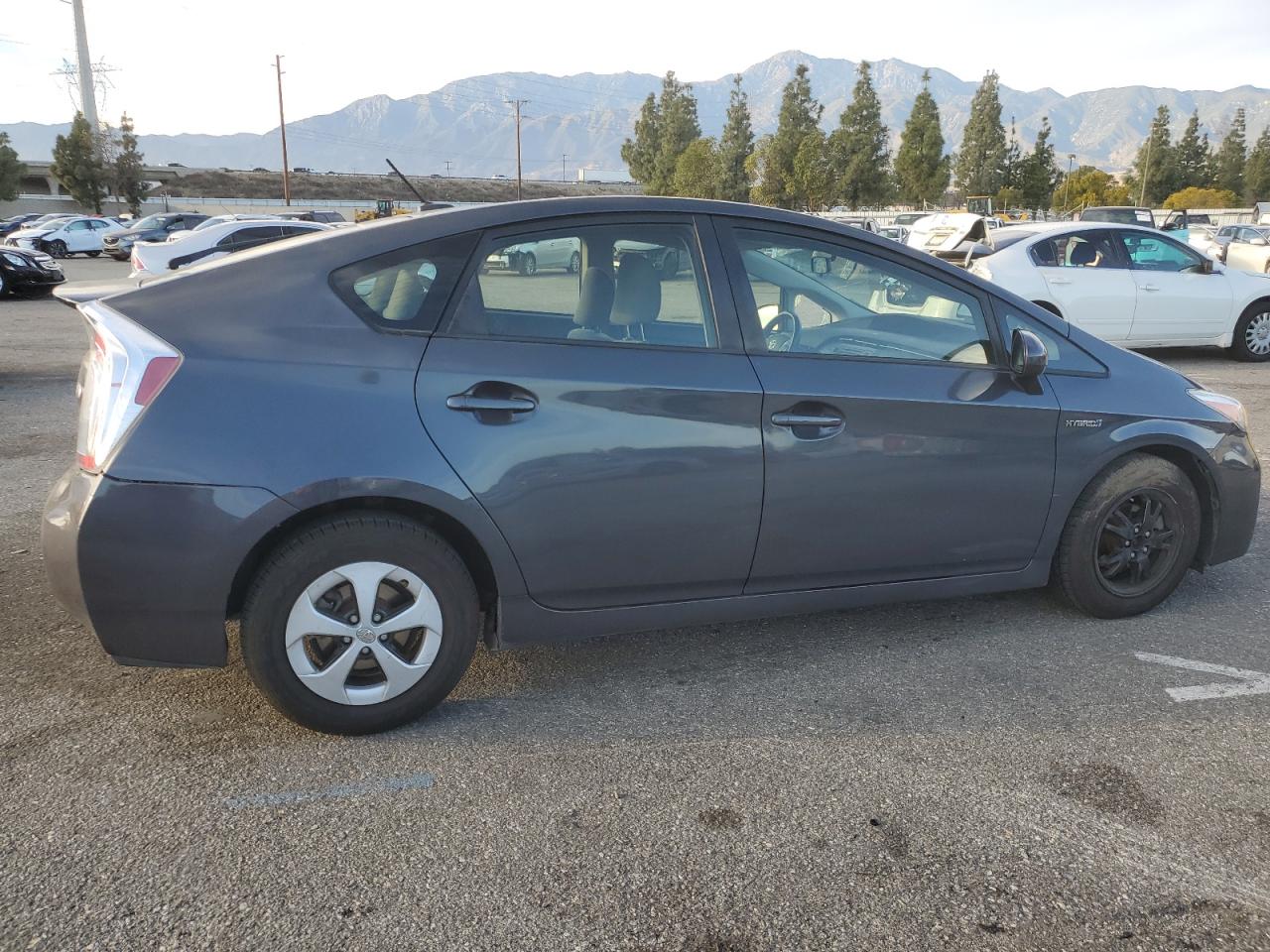 2014 Toyota Prius - Image 3