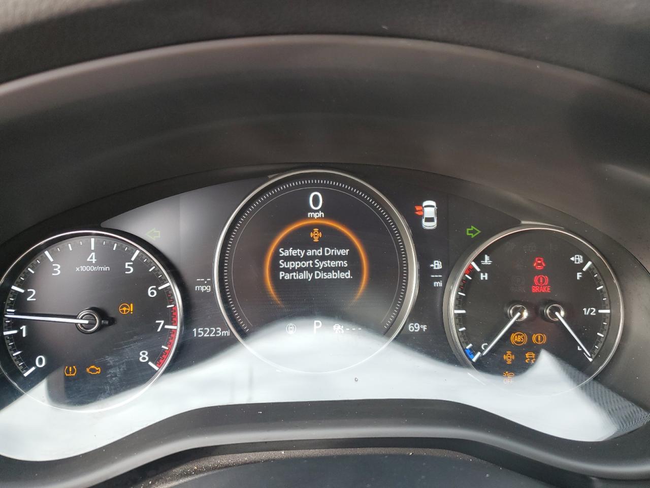 2023 Mazda 3 - Image 9