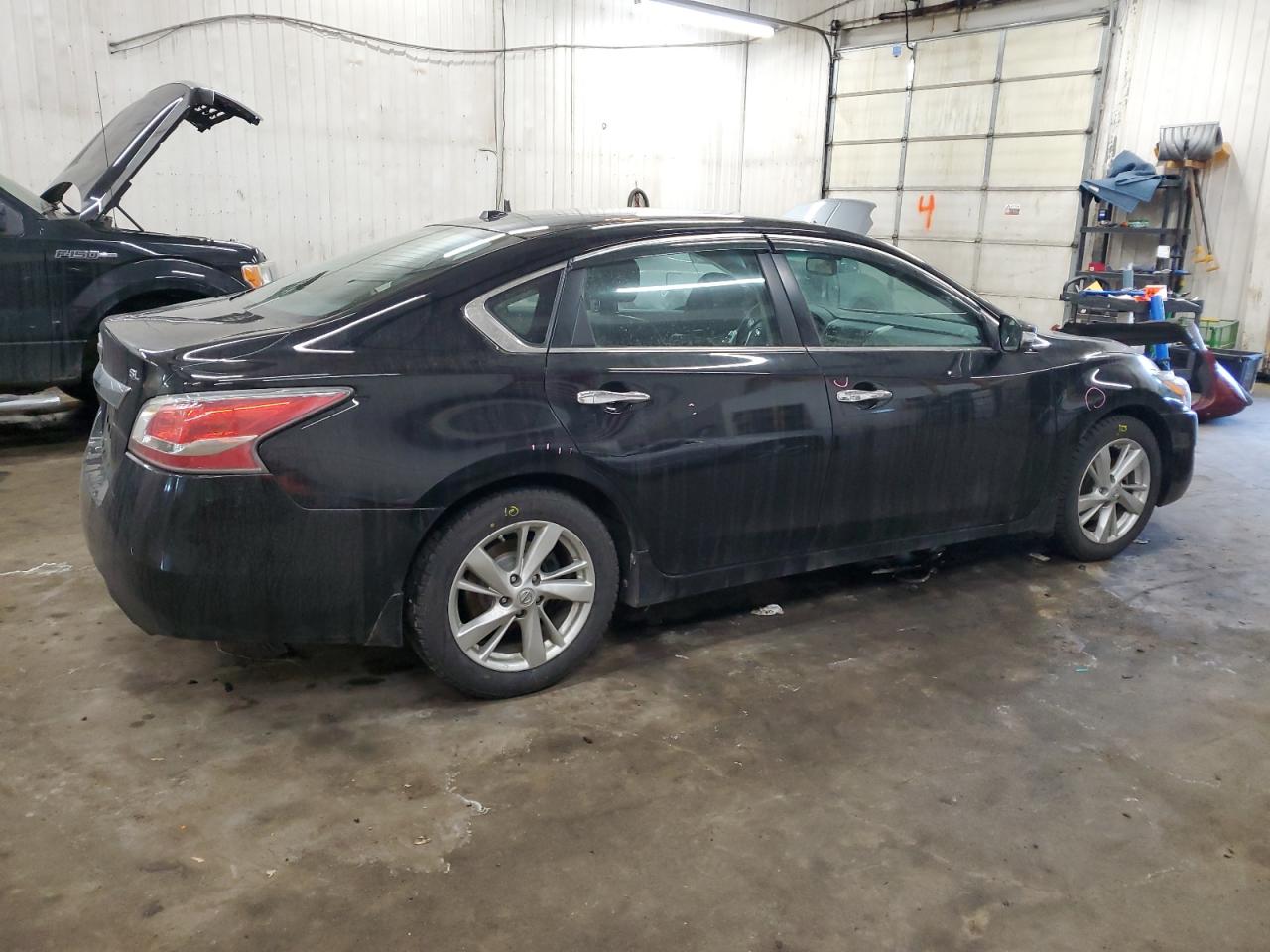 2015 Nissan Altima - Image 3