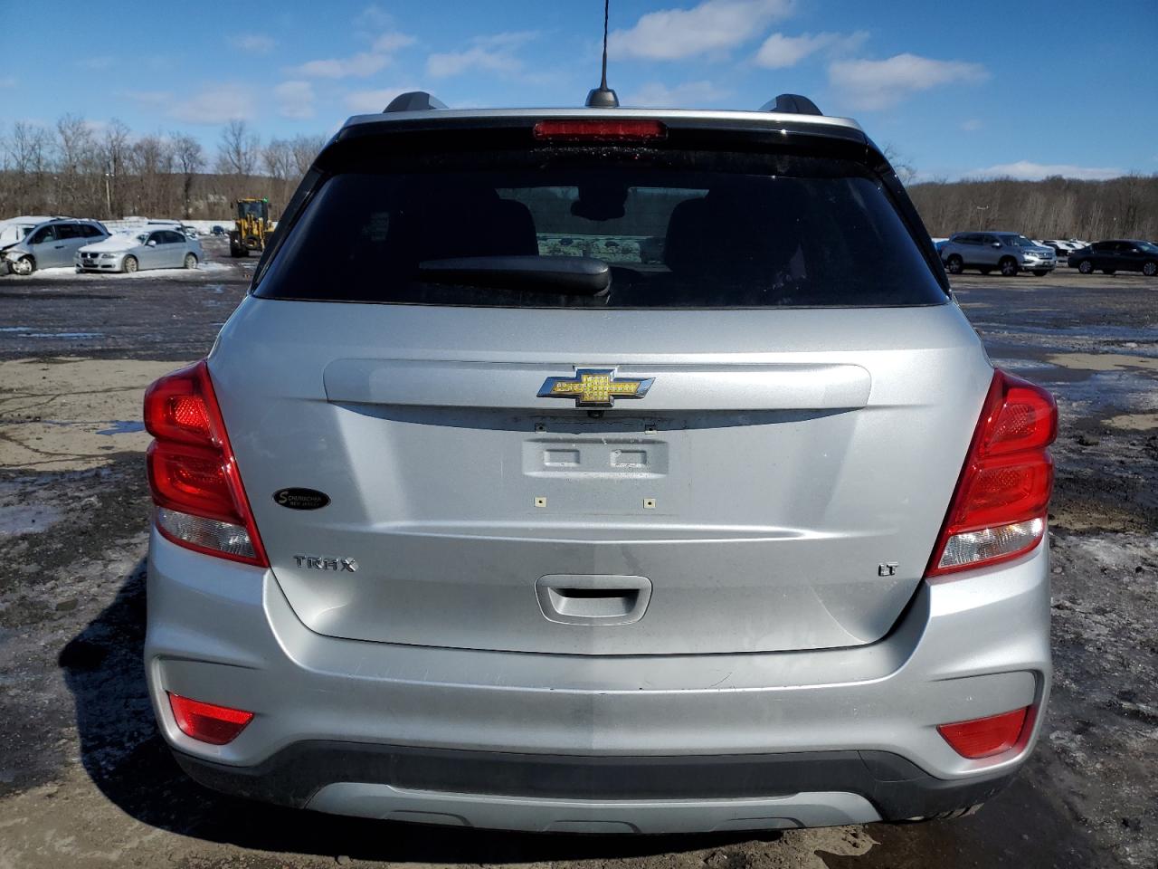 2018 Chevrolet Trax - Image 6