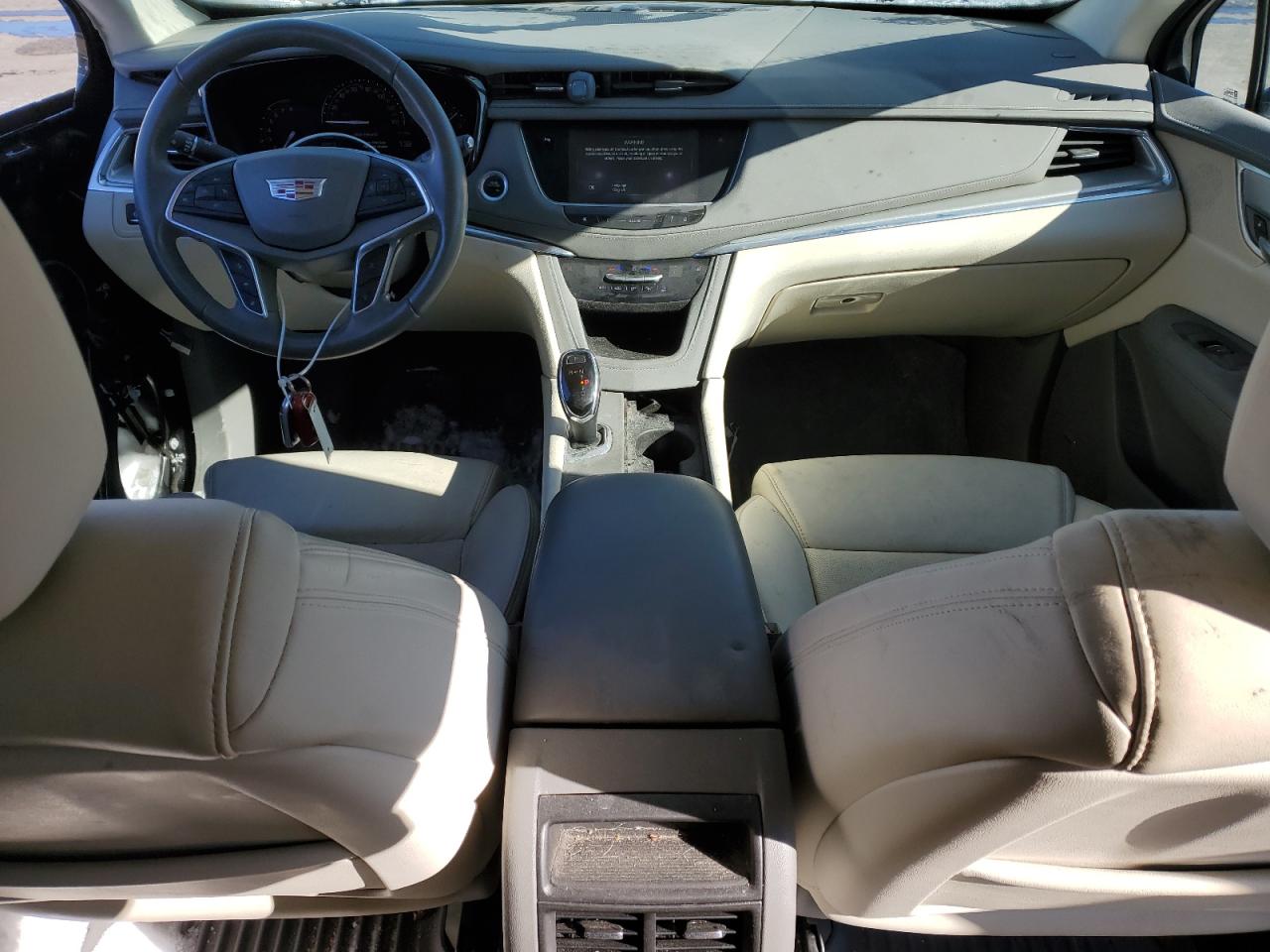 2017 Cadillac XT5 - Image 8