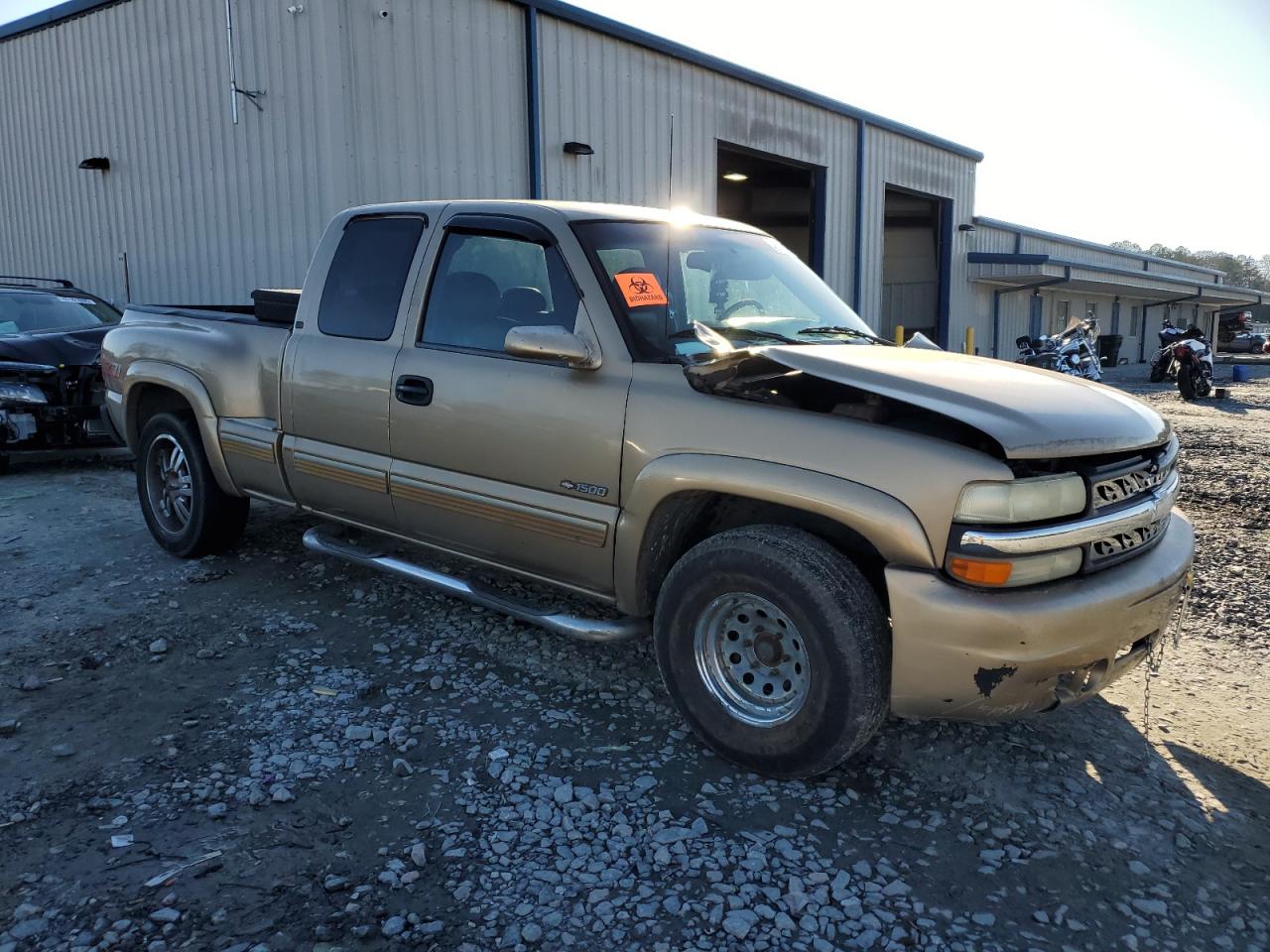 2000 Chevrolet Silverado - Image 4