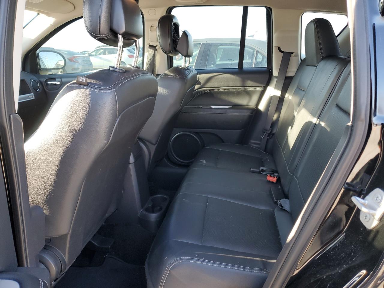 2014 Jeep Compass - Image 11