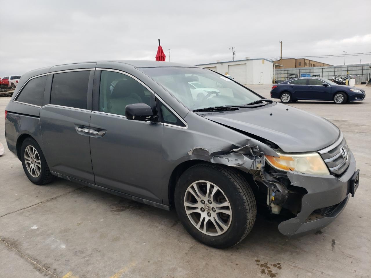 2012 Honda Odyssey - Image 4