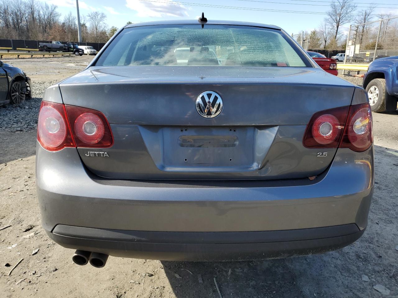 2009 Volkswagen Jetta - Image 6